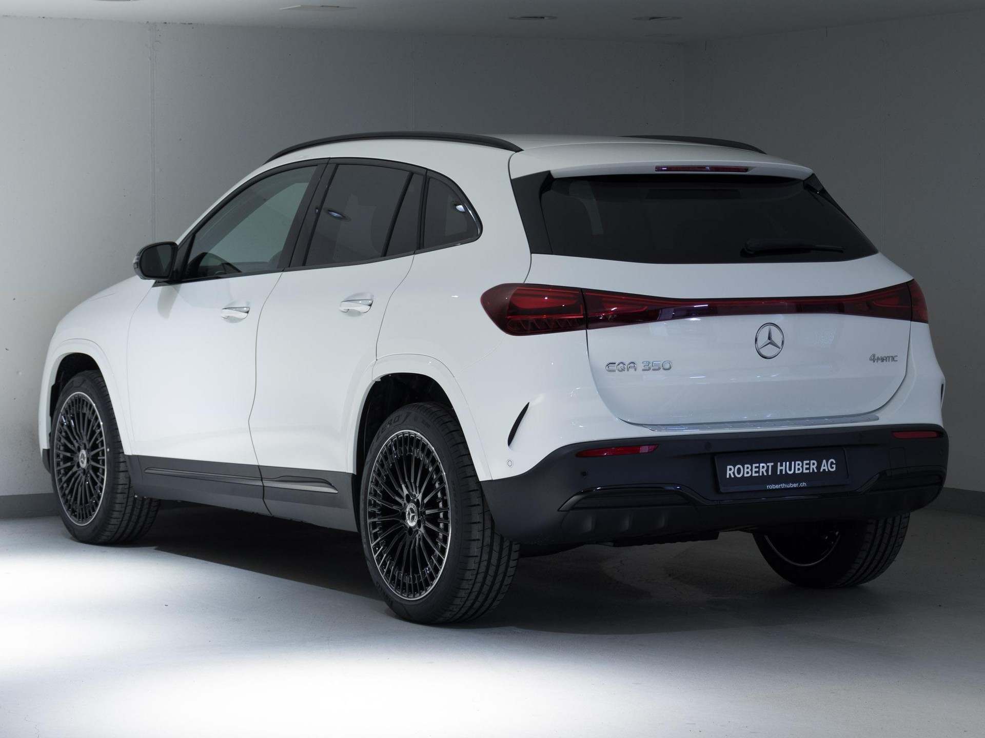MERCEDES-BENZ EQA 350 4MATIC-image-3