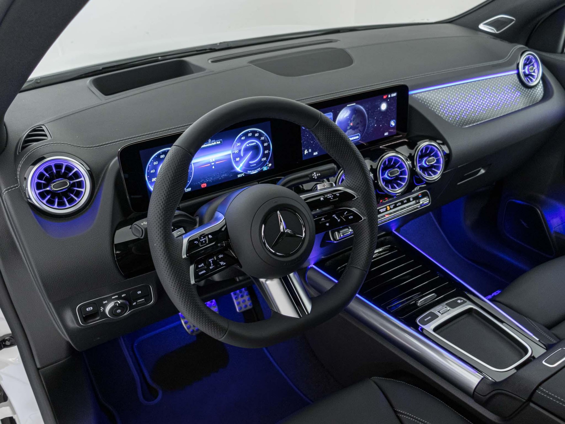 MERCEDES-BENZ EQA 350 4MATIC-image-8