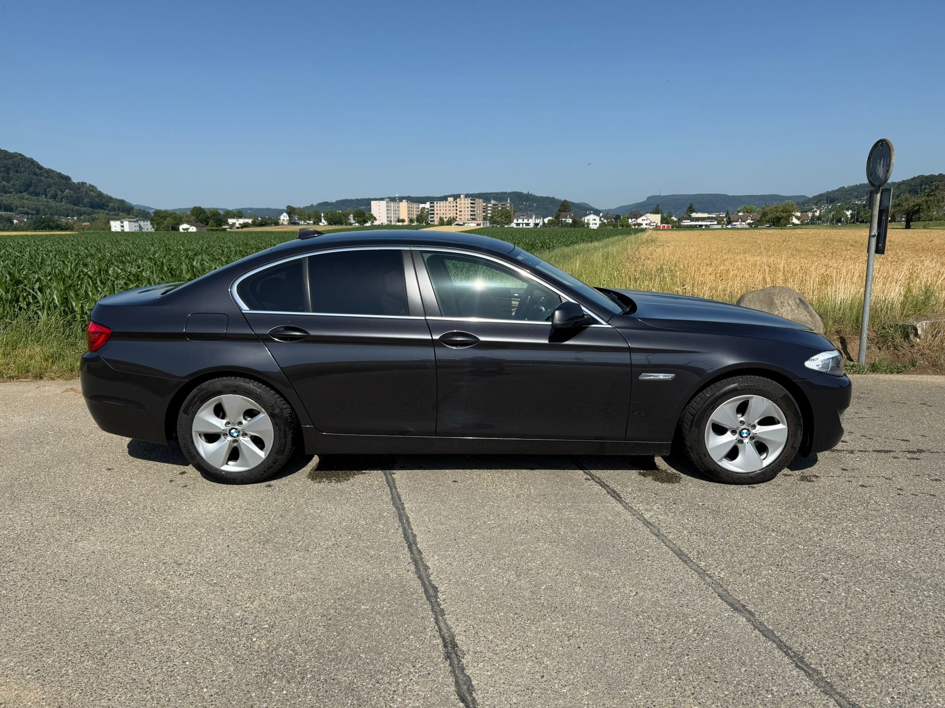 BMW 520d Efficient-Dynamics Edition-image-5