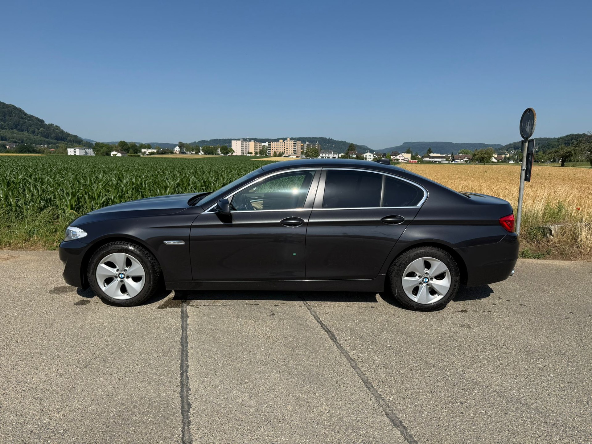 BMW 520d Efficient-Dynamics Edition-image-1