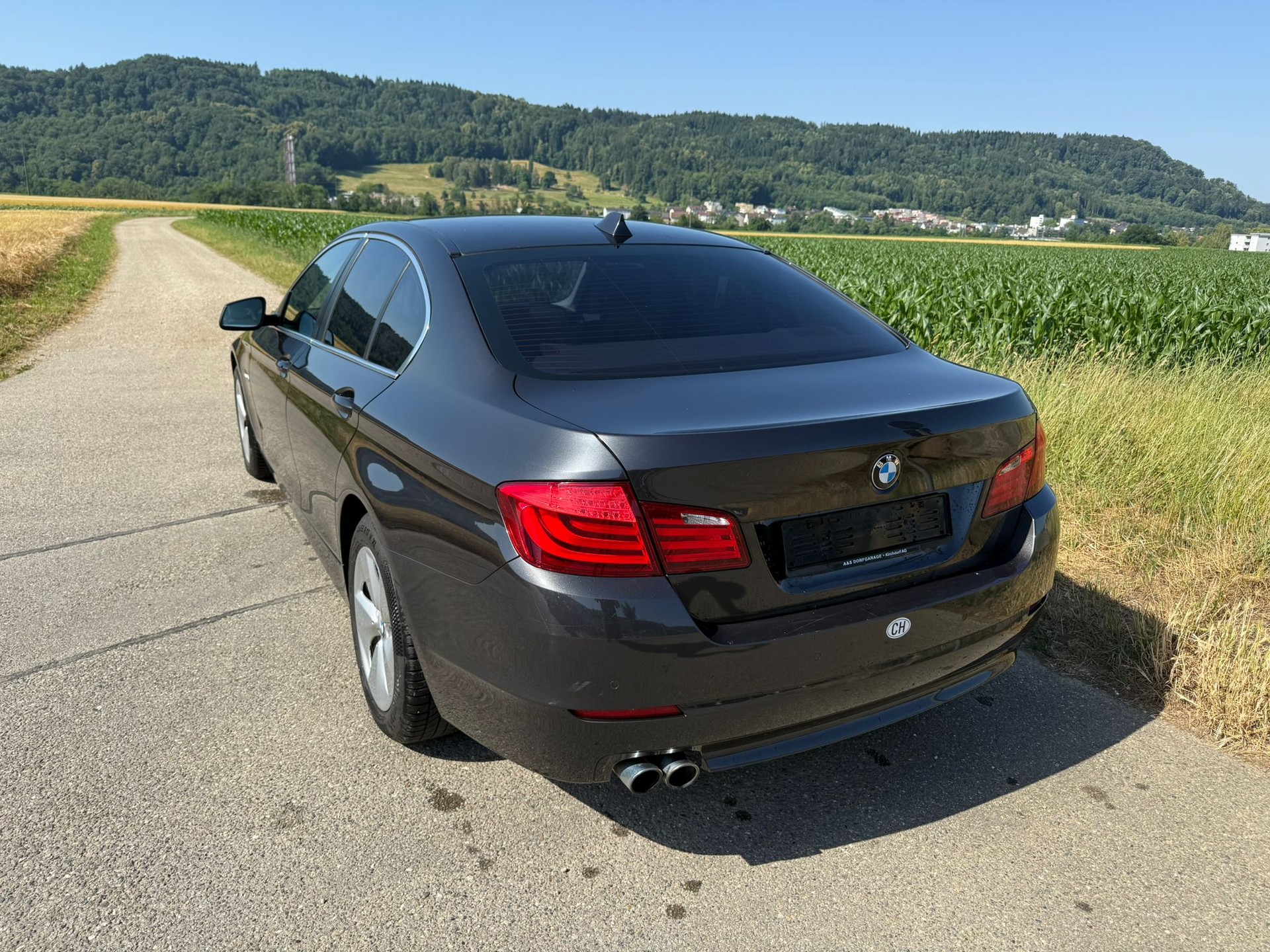 BMW 520d Efficient-Dynamics Edition-image-2