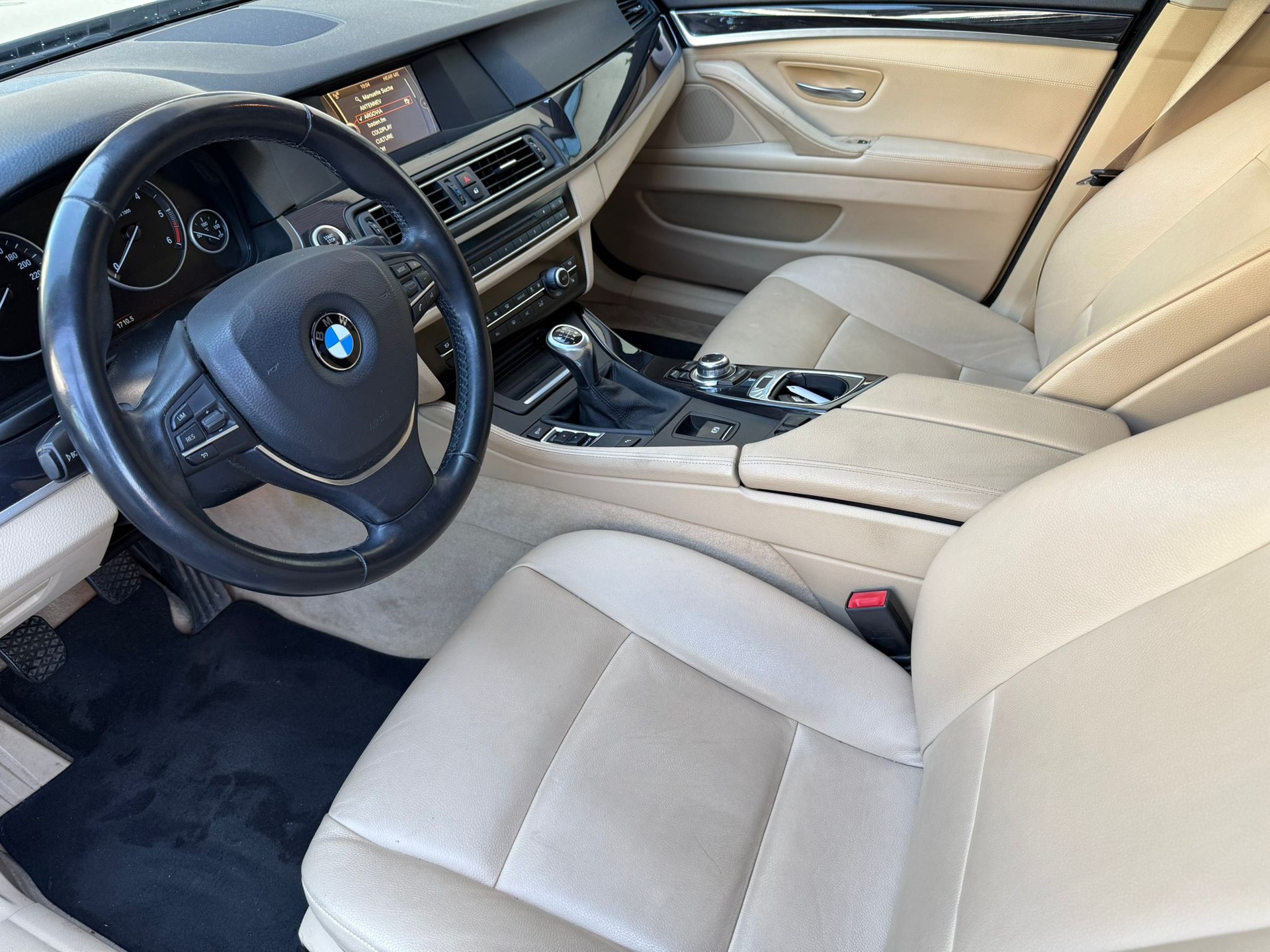 BMW 520d Efficient-Dynamics Edition-image-8