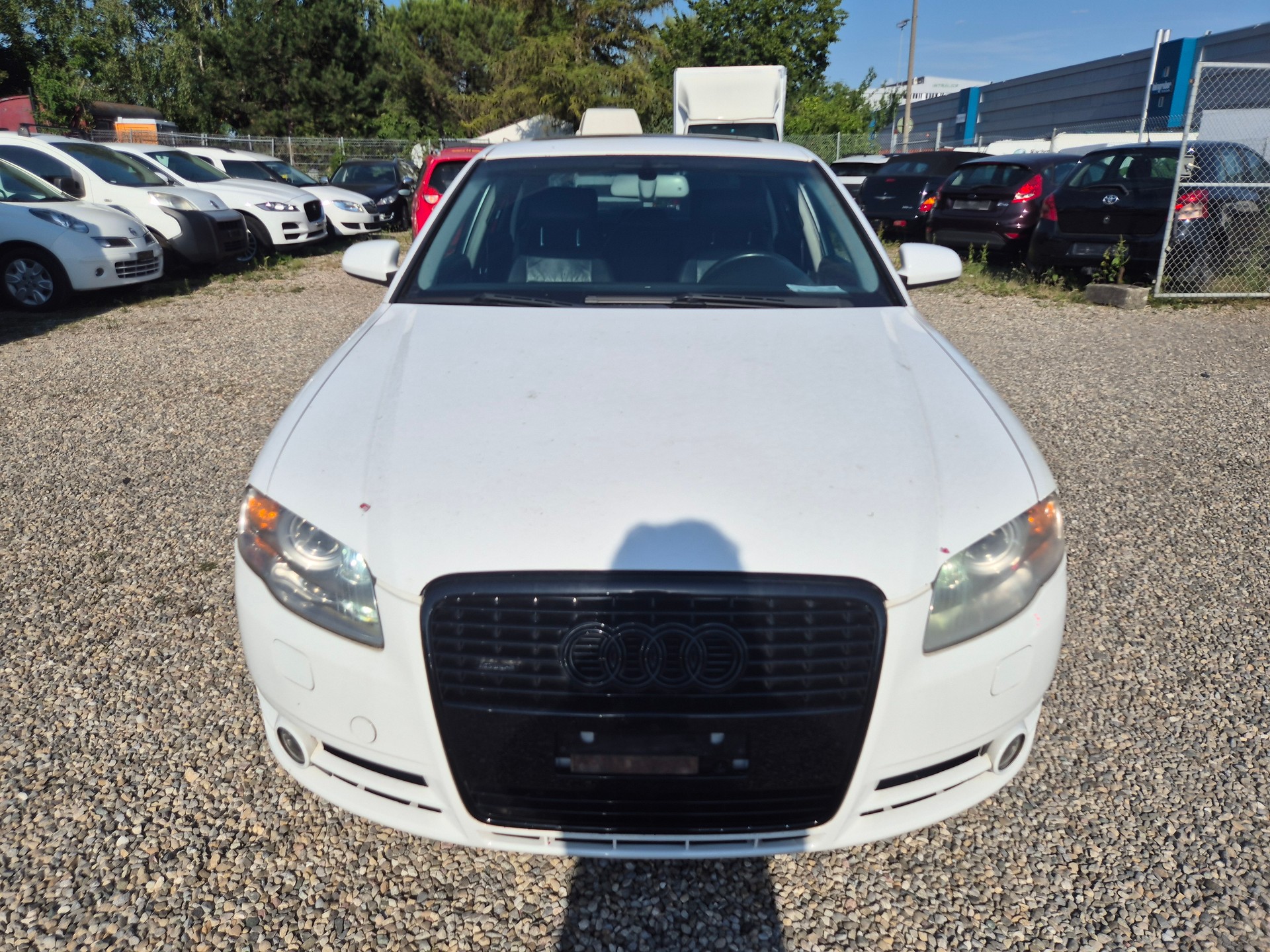 AUDI A4-image-2