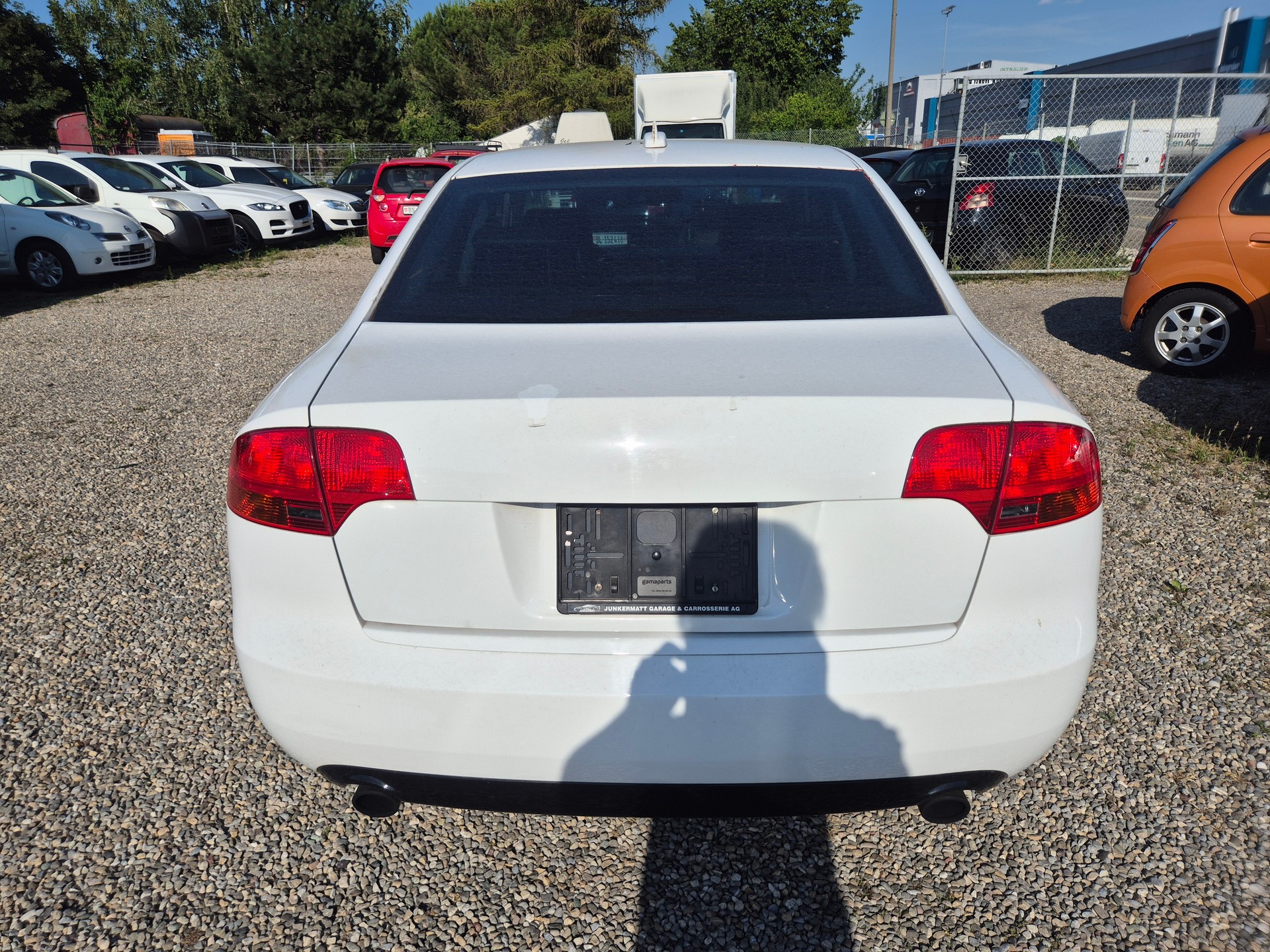 AUDI A4-image-6