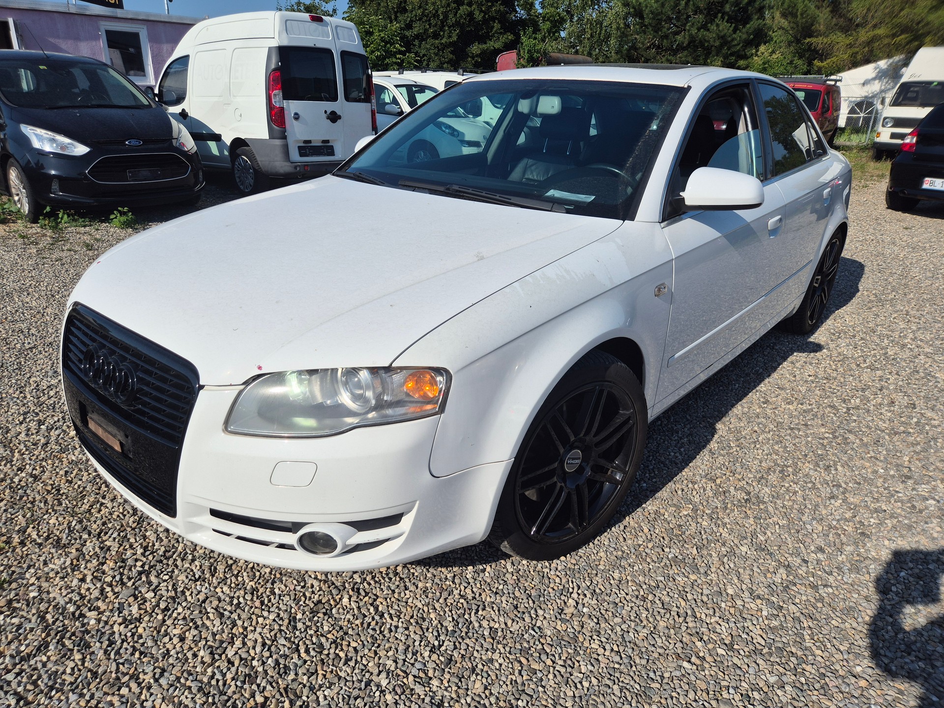 AUDI A4-image-0