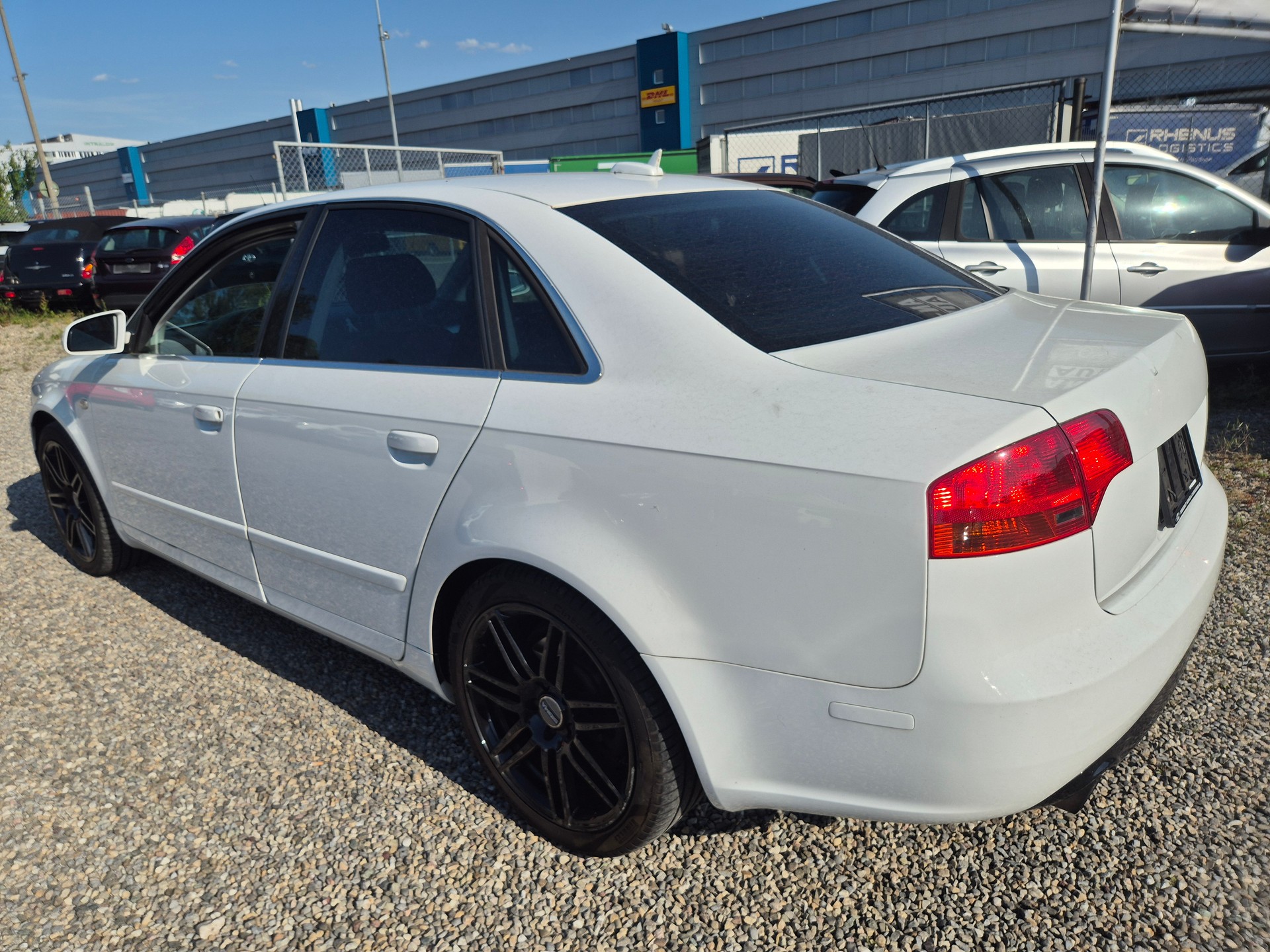 AUDI A4-image-5