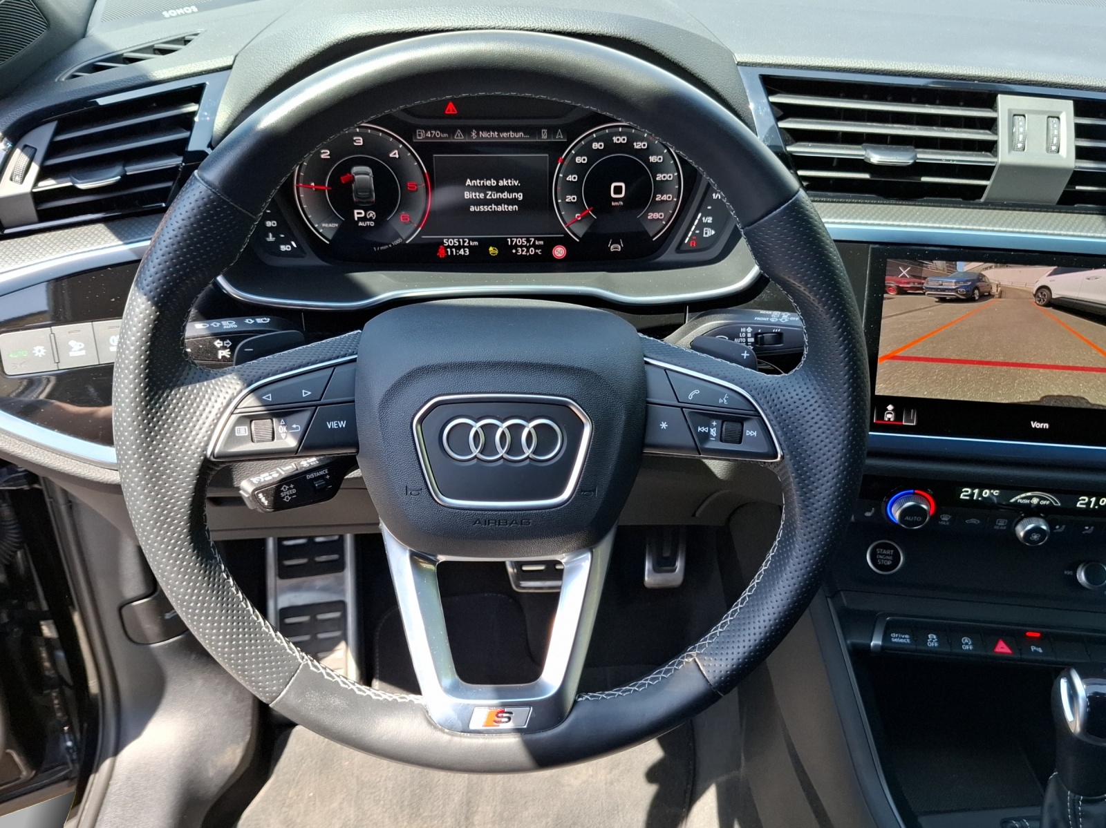 AUDI Q3 Sportback 35 TDI S line quattro S-tronic-image-9