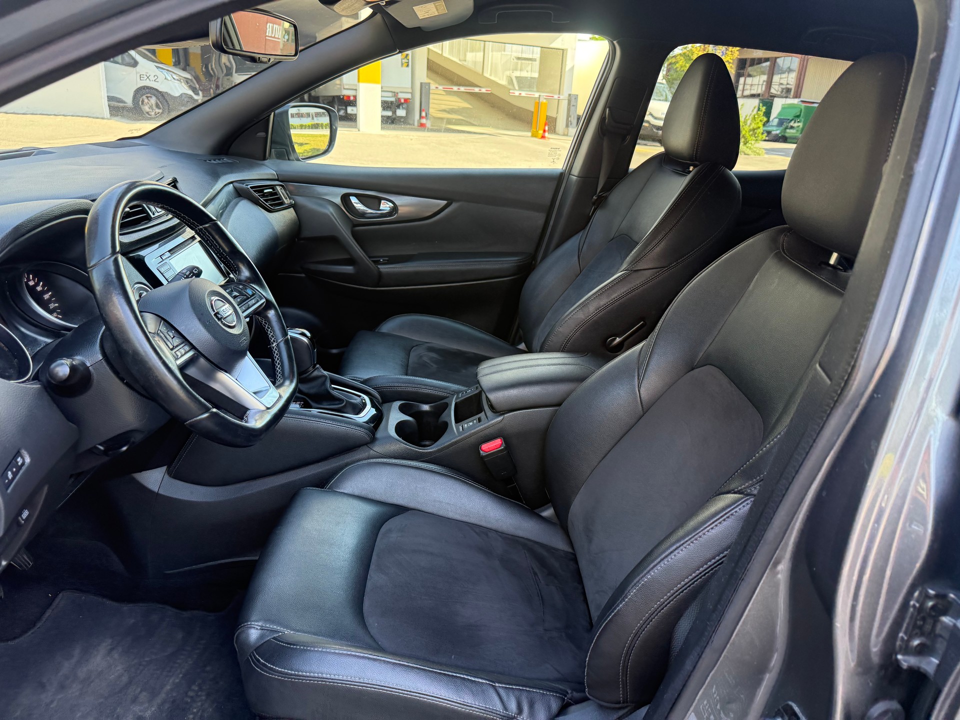 NISSAN Qashqai 1.7 dCi tekna Xtronic ALL-MODE 4x4-image-6