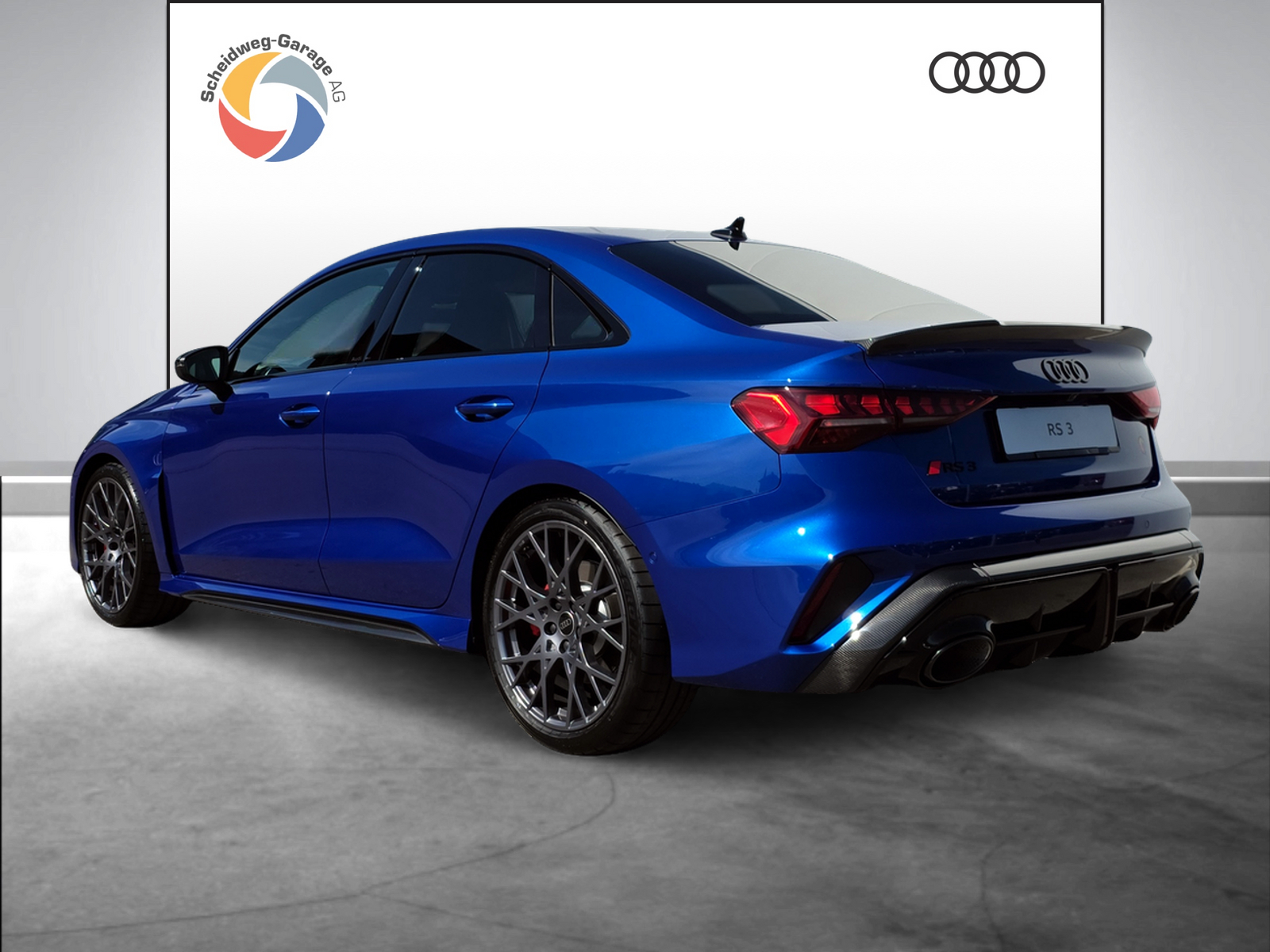 AUDI RS3 Limousine 2.5 TSI quattro S-tronic-image-12