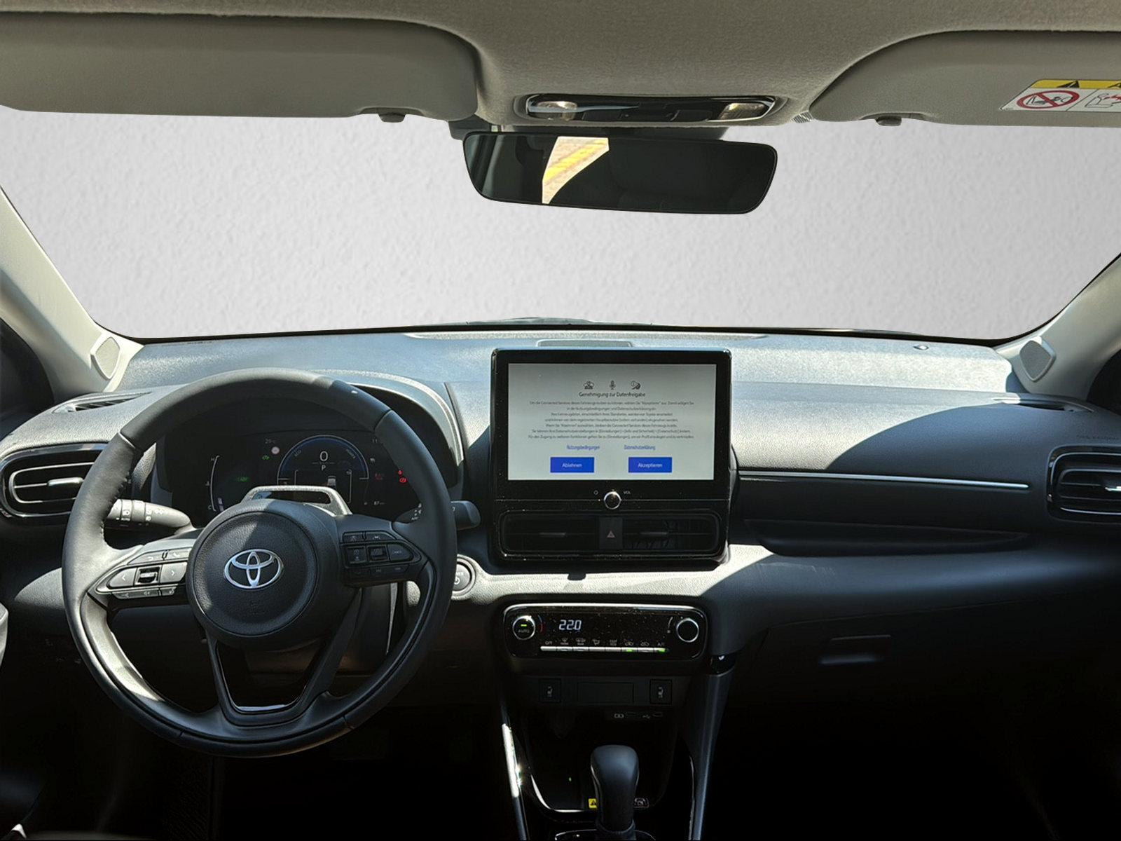TOYOTA Yaris 1.5 VVT-i HSD Trend-image-9