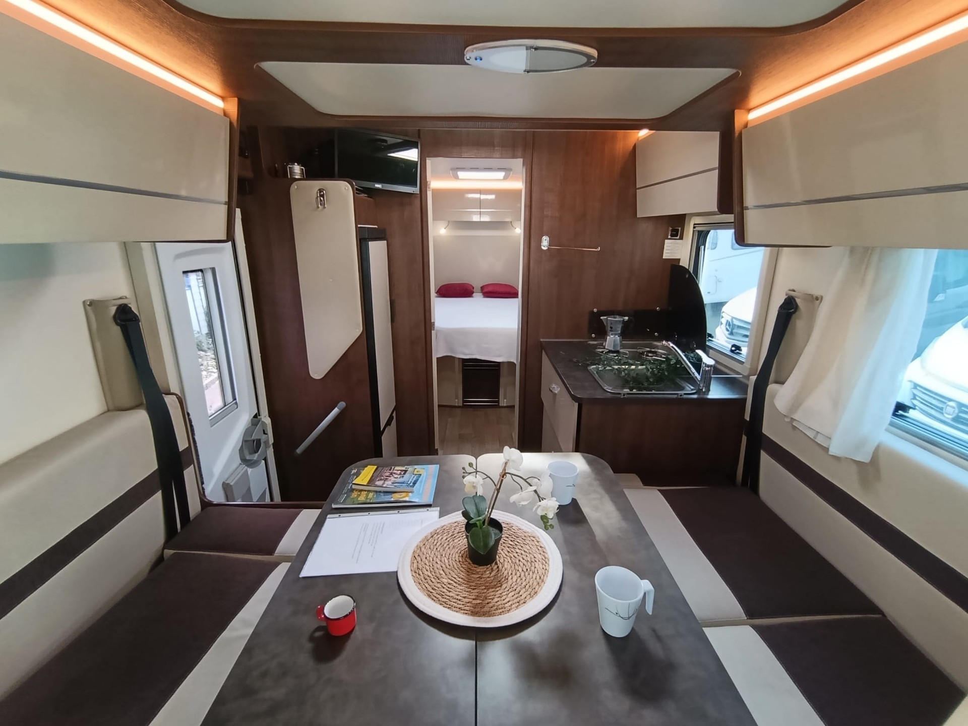 XGO 250*** Ihr Traum vom Wohnmobil jetzt zu einem unschlagbaren Preis-Leistungs-Verhältnis***** Königsbett und Hubbett***-image-13