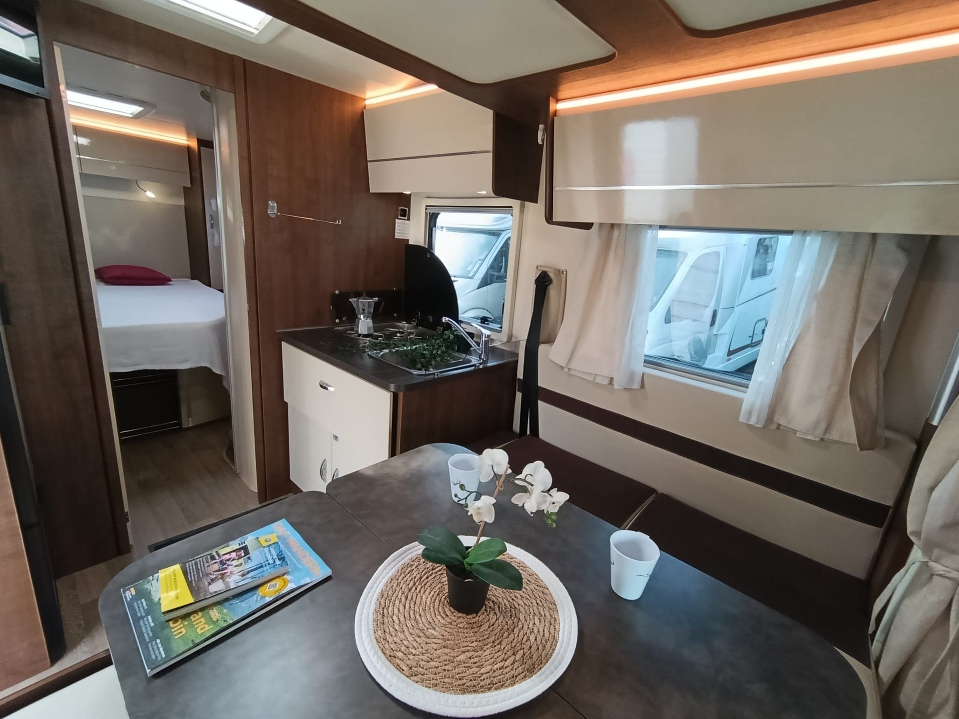 XGO 250*** Ihr Traum vom Wohnmobil jetzt zu einem unschlagbaren Preis-Leistungs-Verhältnis***** Königsbett und Hubbett***-image-14