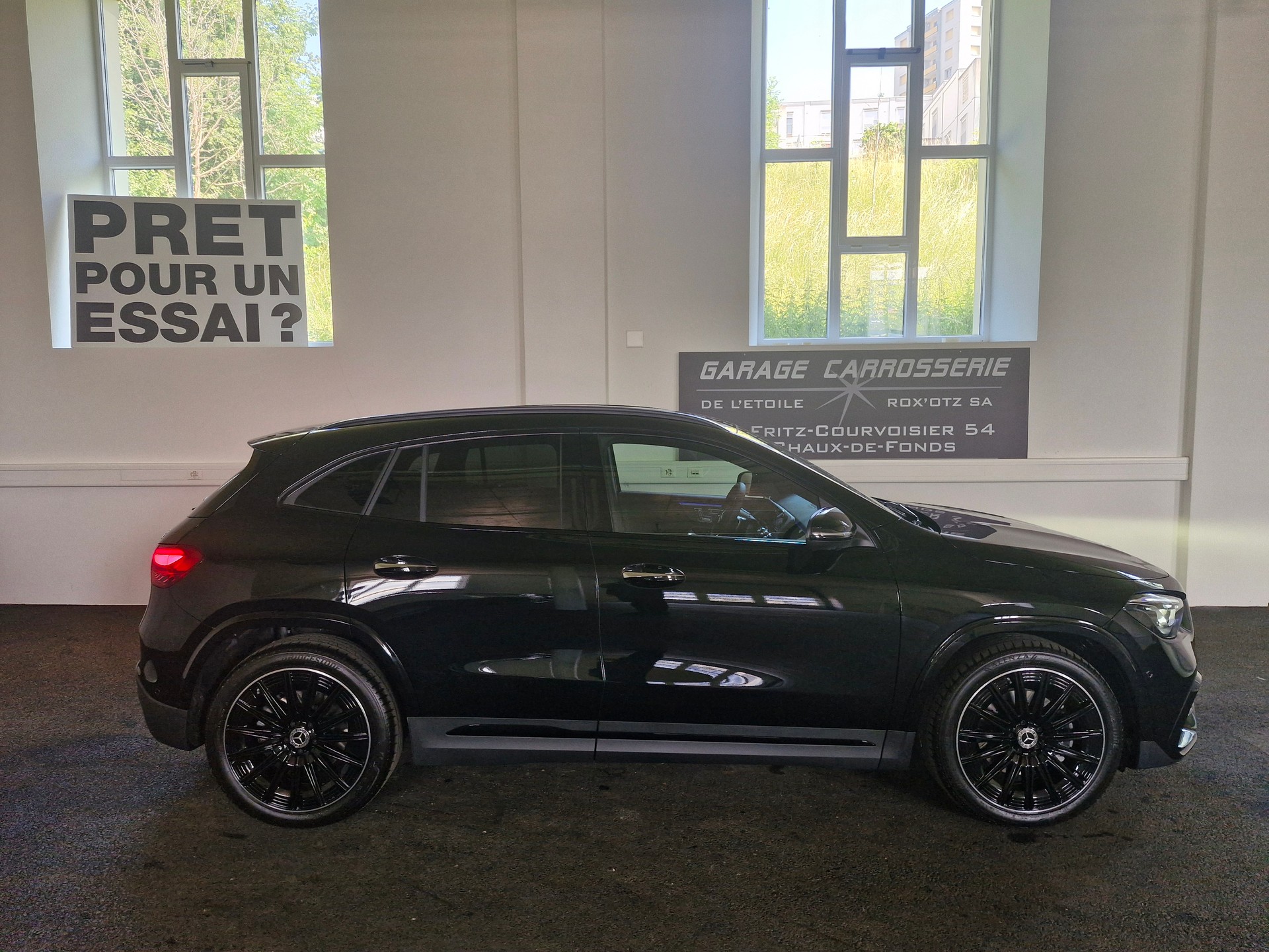 MERCEDES-BENZ GLA 220 4Matic 8G-DCT-image-3