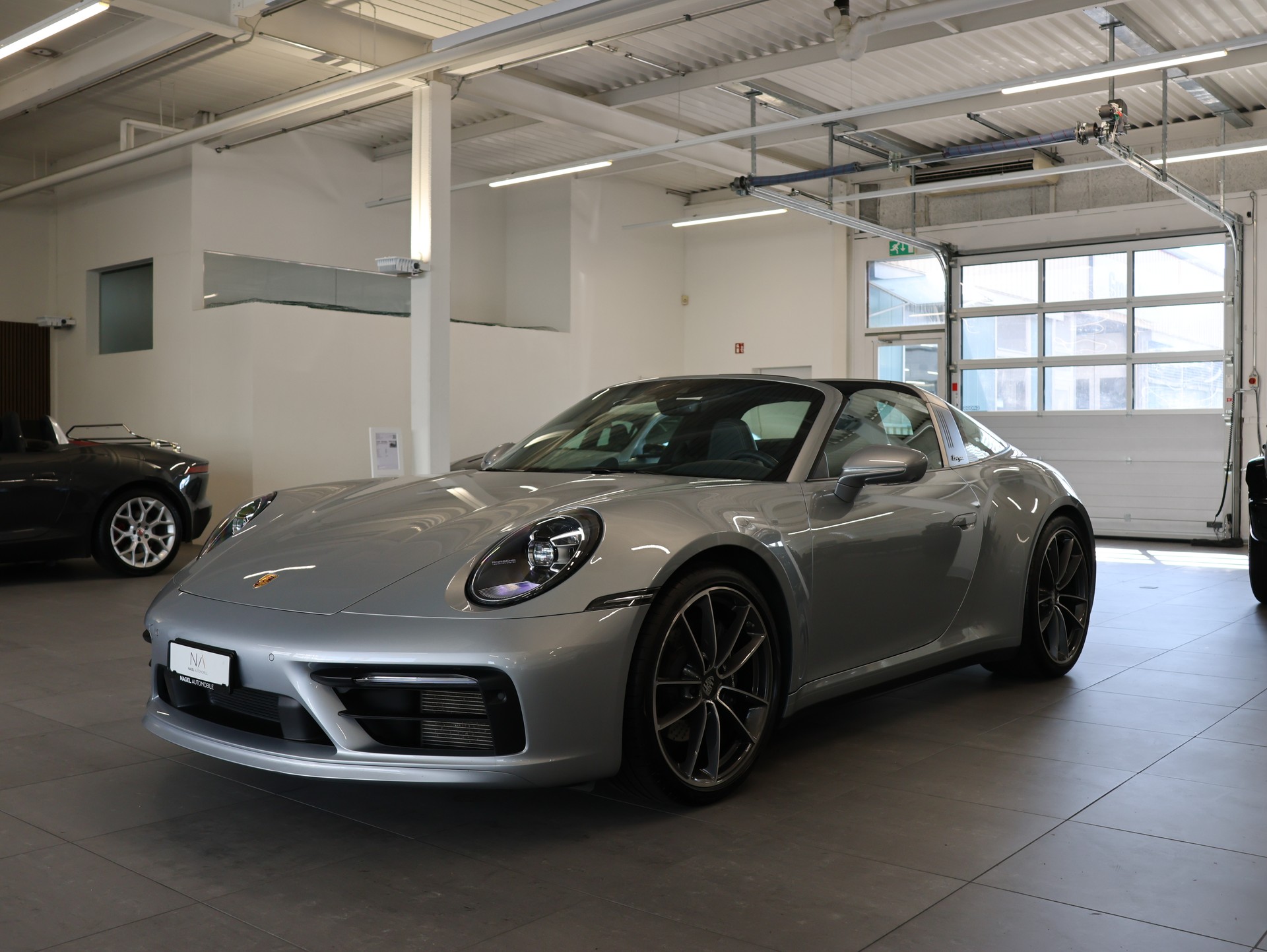 PORSCHE 911 Targa 4 PDK *Bose* *360 Kamera*-image-4