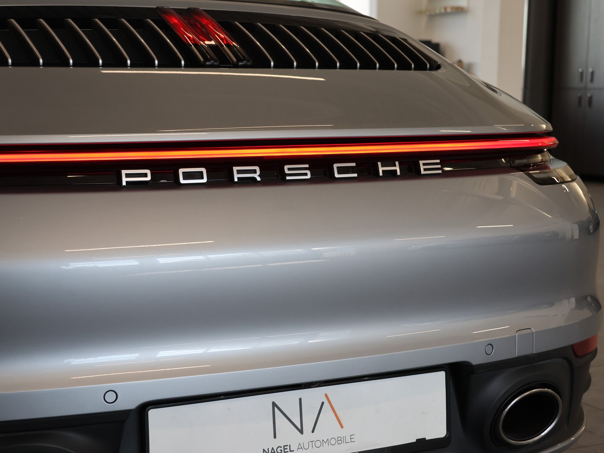 PORSCHE 911 Targa 4 PDK *Bose* *360 Kamera*-image-25