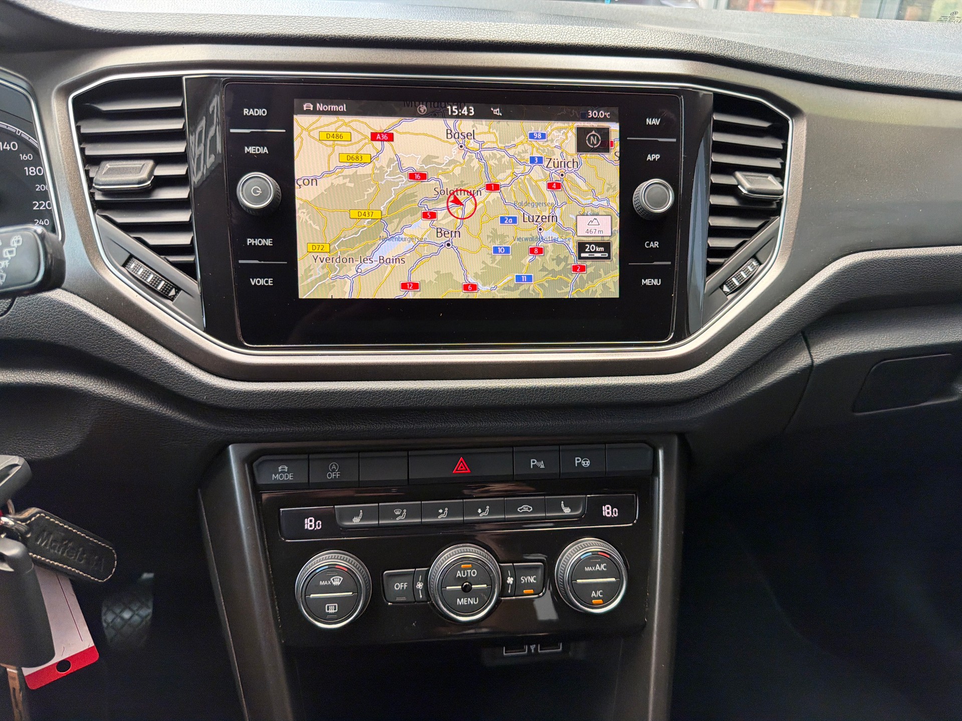 VW T-Roc 1.5 TSI EVO Advance-image-10