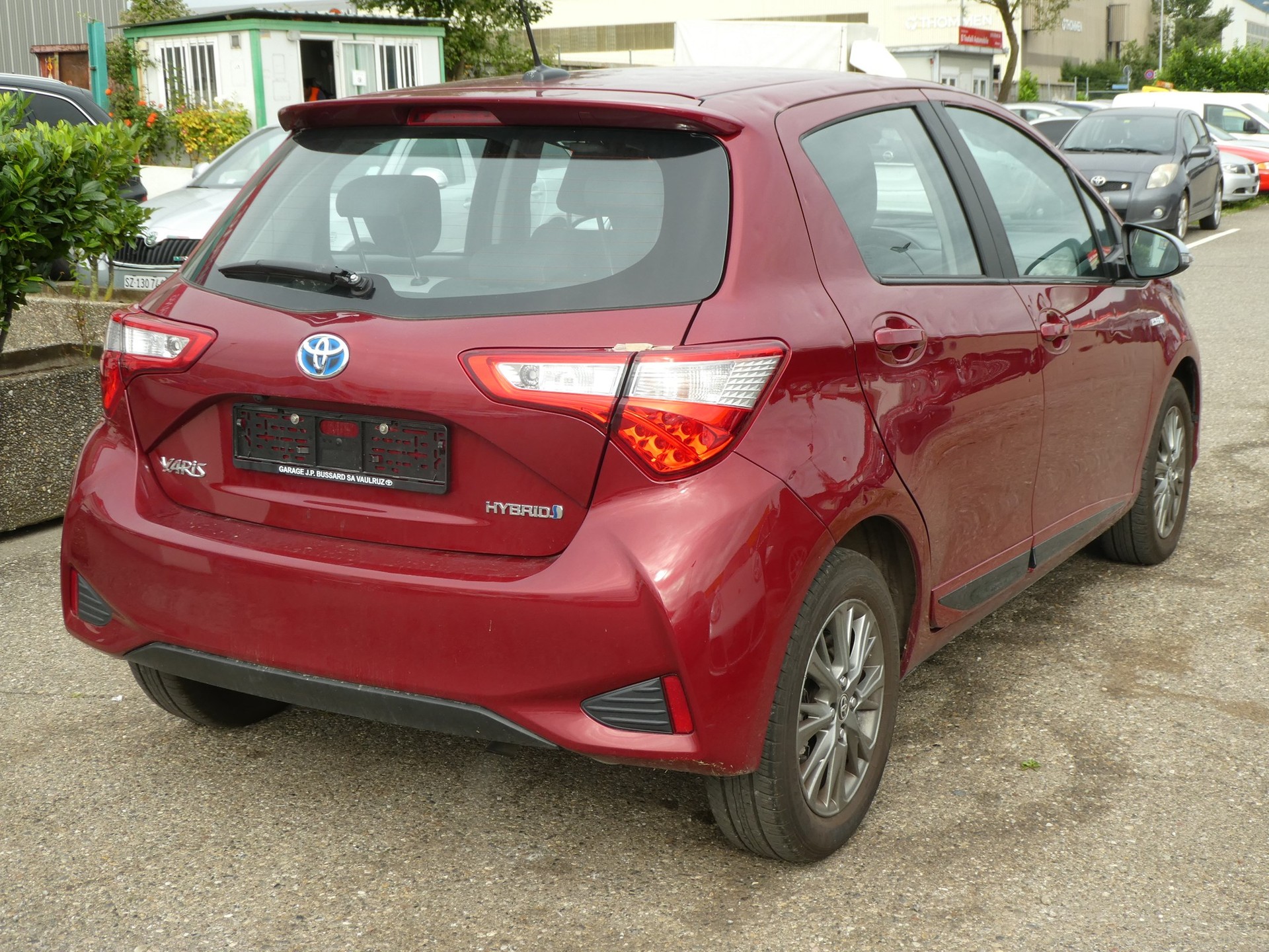 TOYOTA YARIS 1.5 Hybrid Luna-image-2