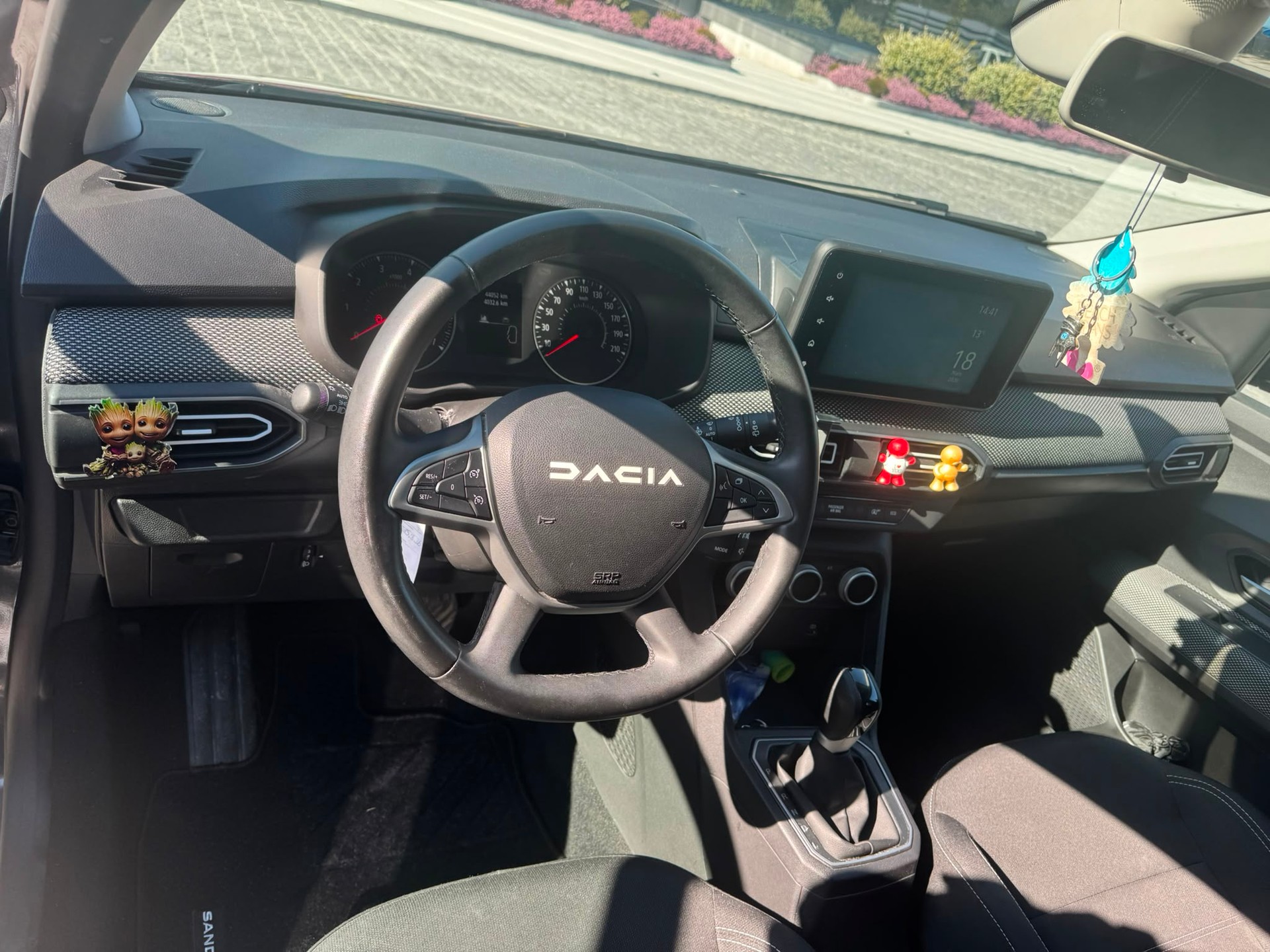 DACIA SANDERO-image-3