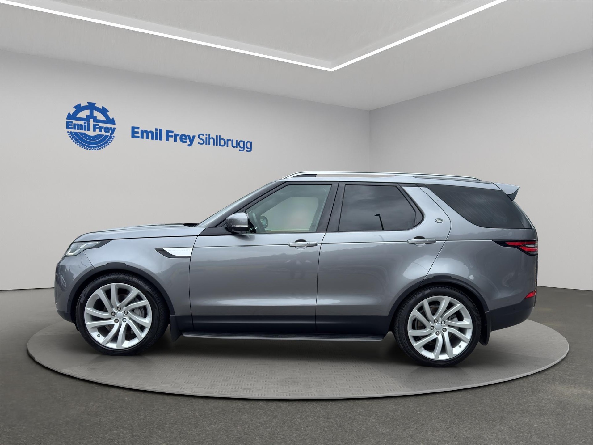 LAND ROVER Discovery 3.0 SDV6 HSE Luxury-image-4