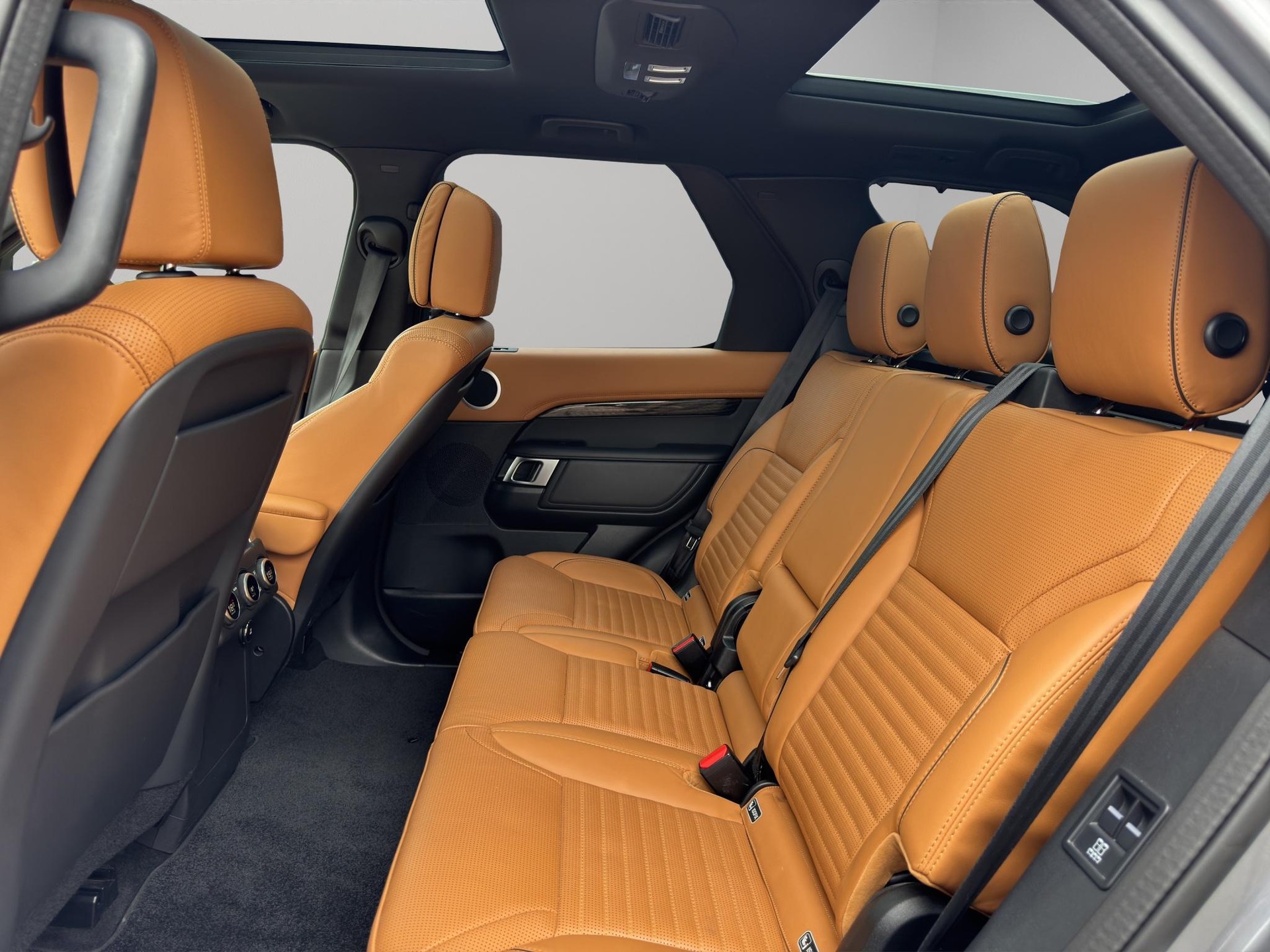 LAND ROVER Discovery 3.0 SDV6 HSE Luxury-image-10