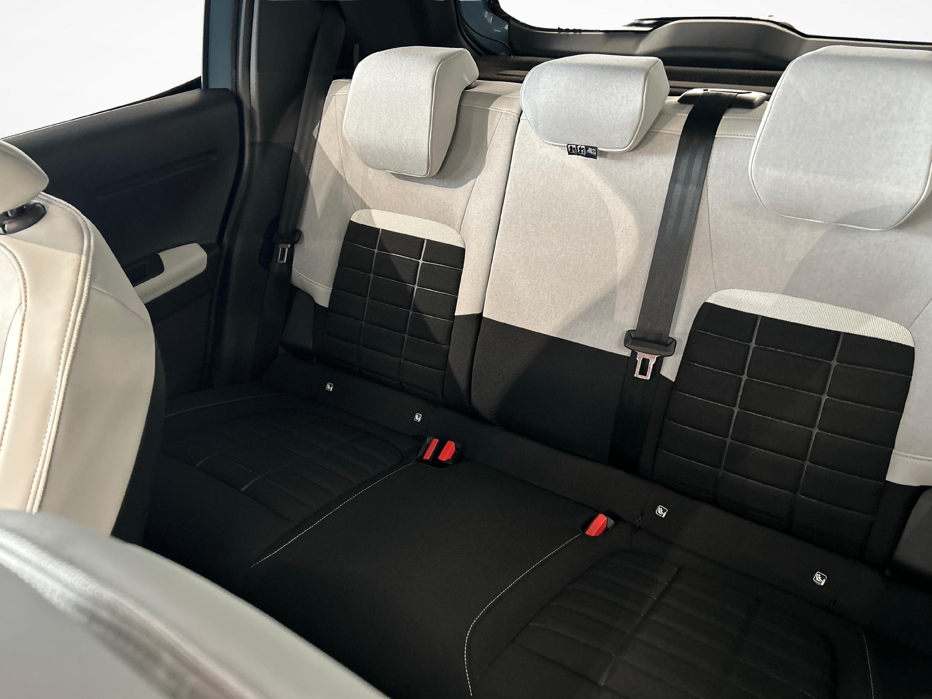 CITROEN C3 1.2 Hybrid Max-image-10