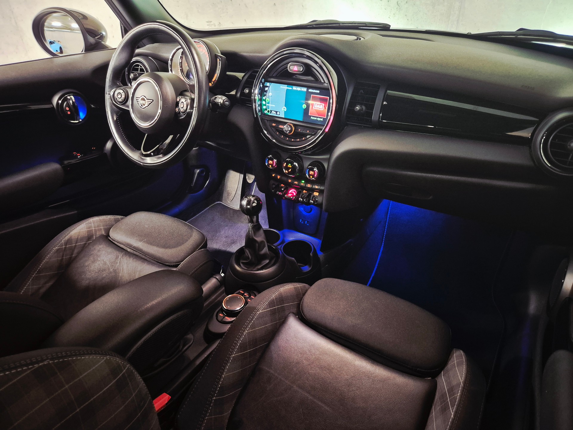 MINI Cooper Blackyard-image-11