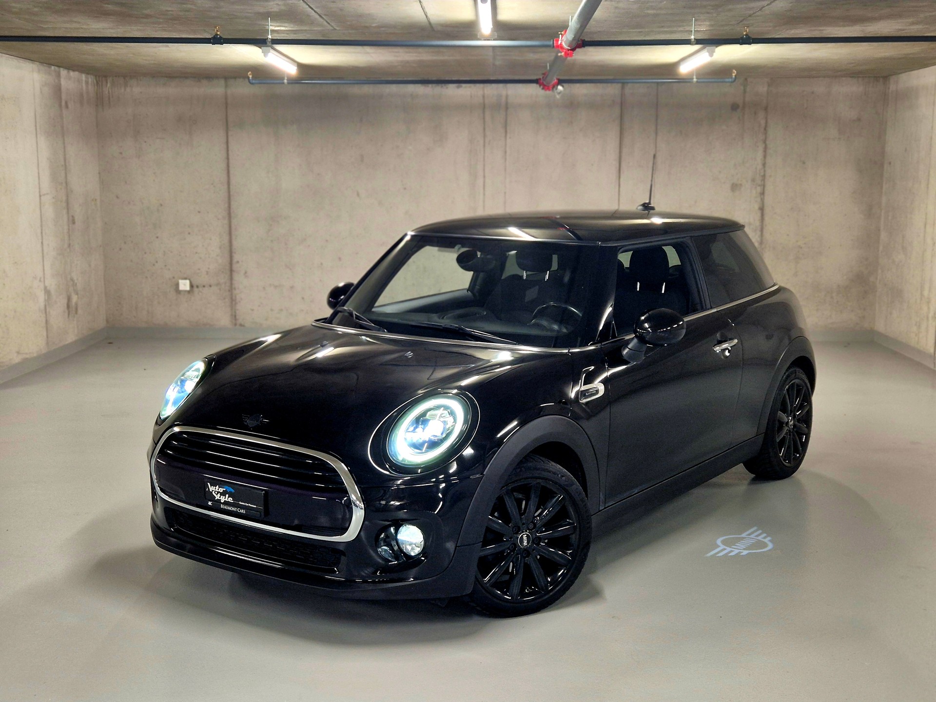 MINI Cooper Blackyard-image-2