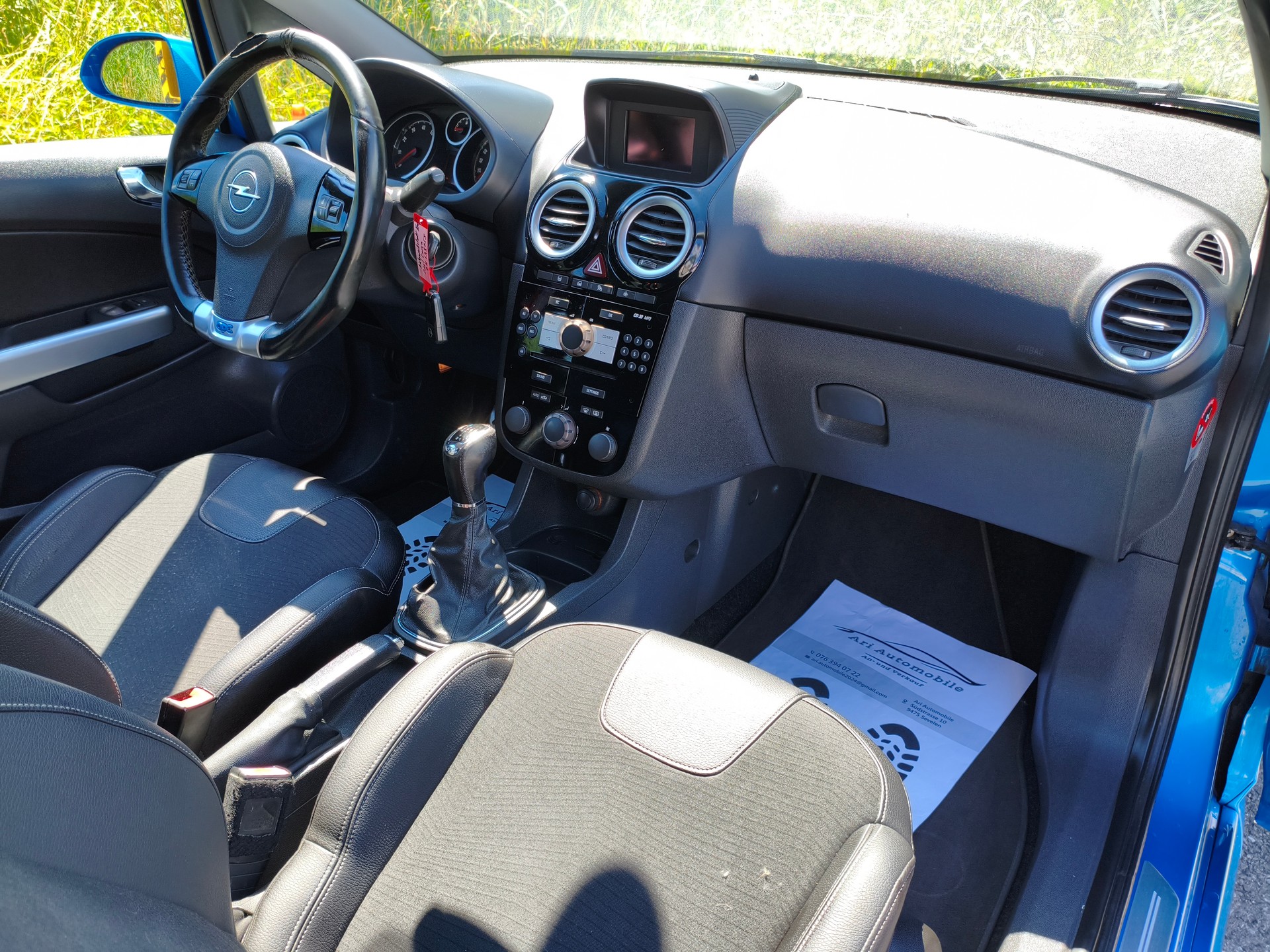 OPEL Corsa 1.6 Turbo OPC-image-14