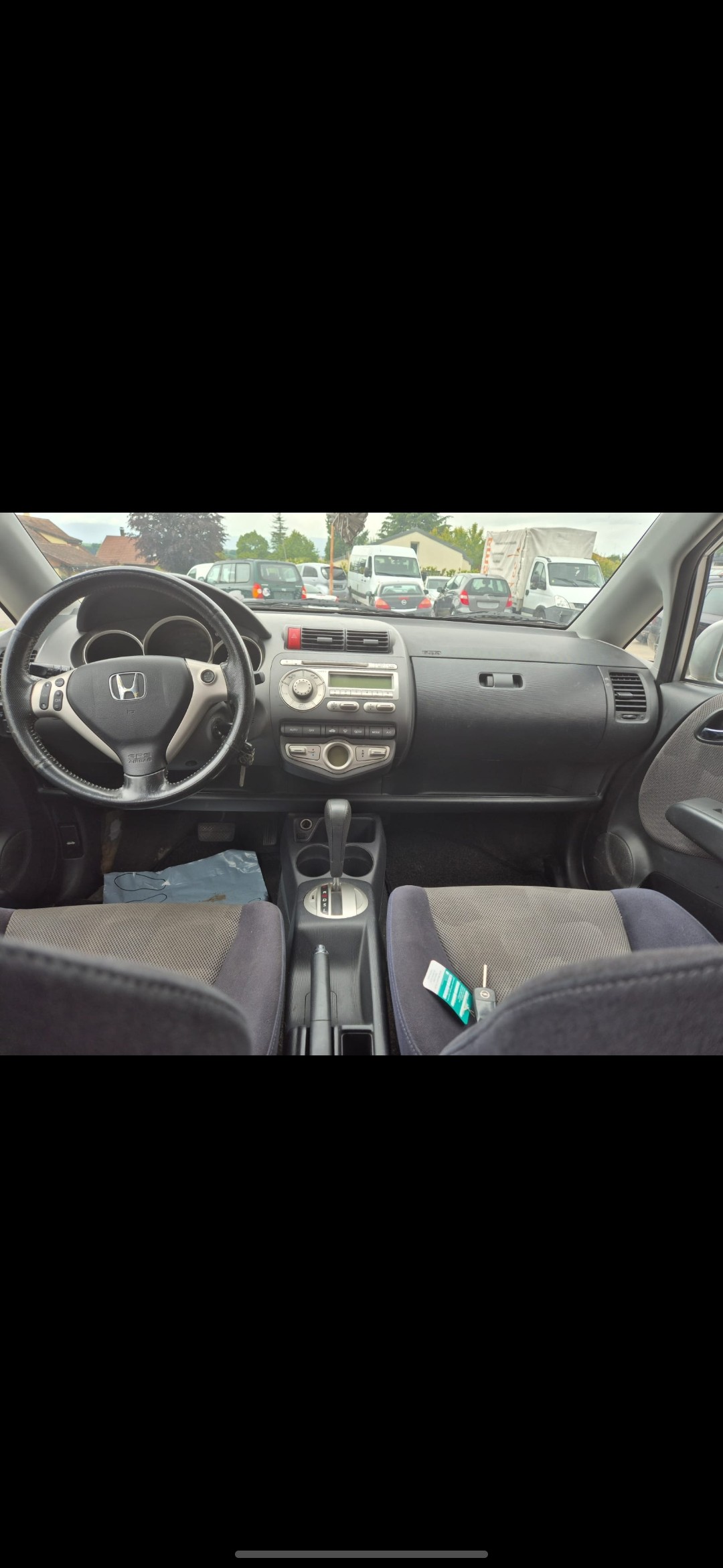 HONDA Jazz 1.4i LS Formula 1 CVT-image-6