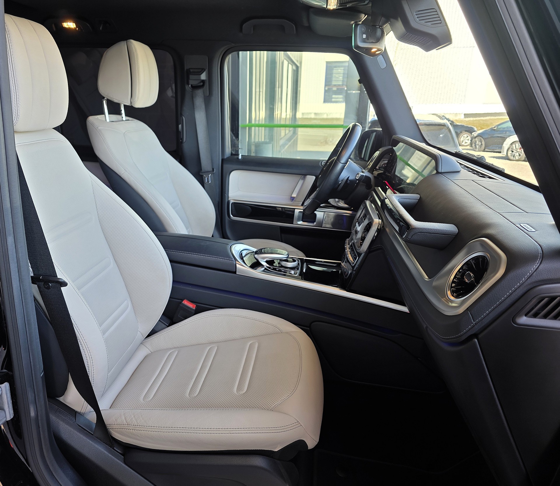 MERCEDES-BENZ G 400 d AMG Line 9G-Tronic-image-3