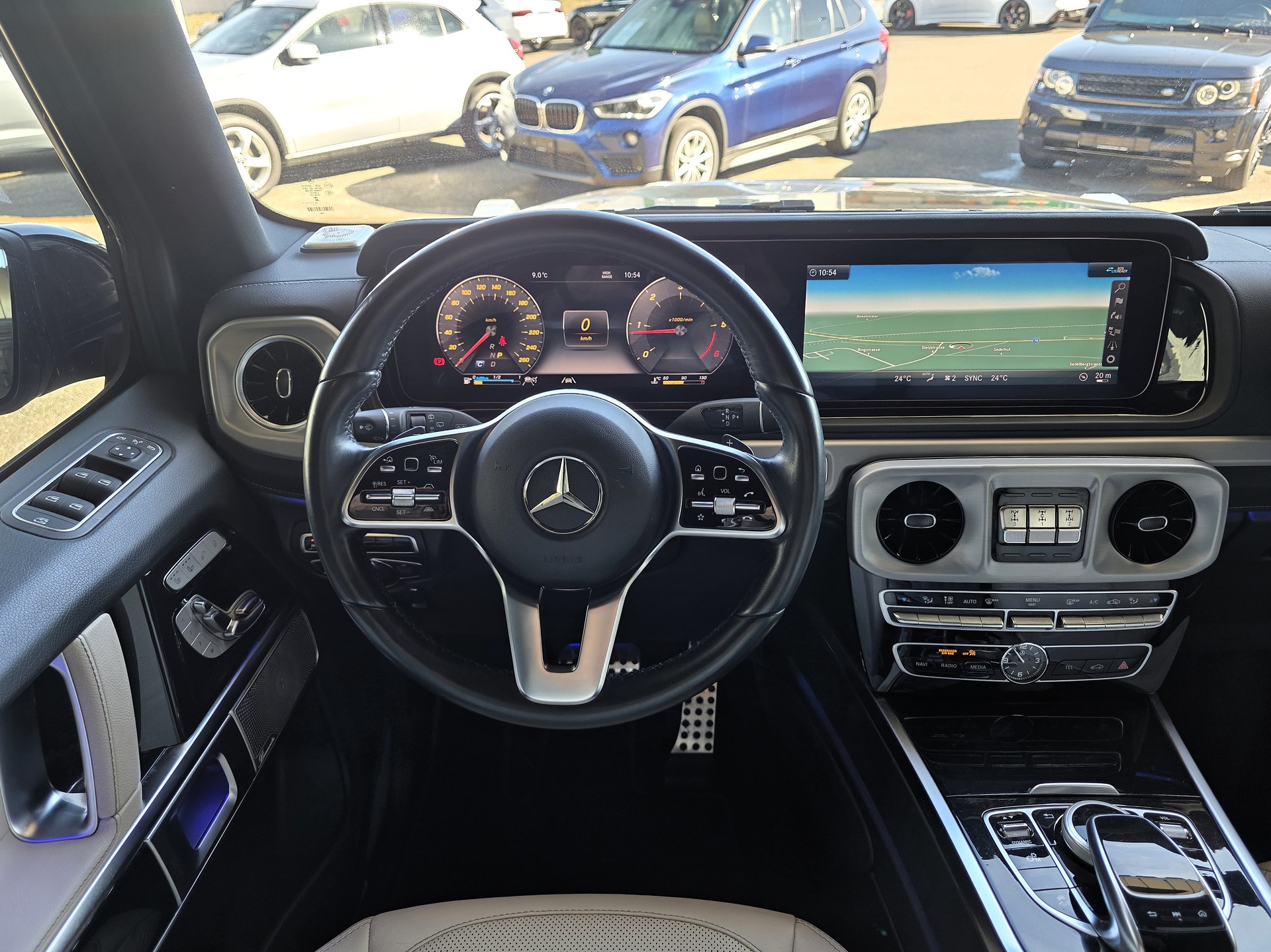 MERCEDES-BENZ G 400 d AMG Line 9G-Tronic-image-8