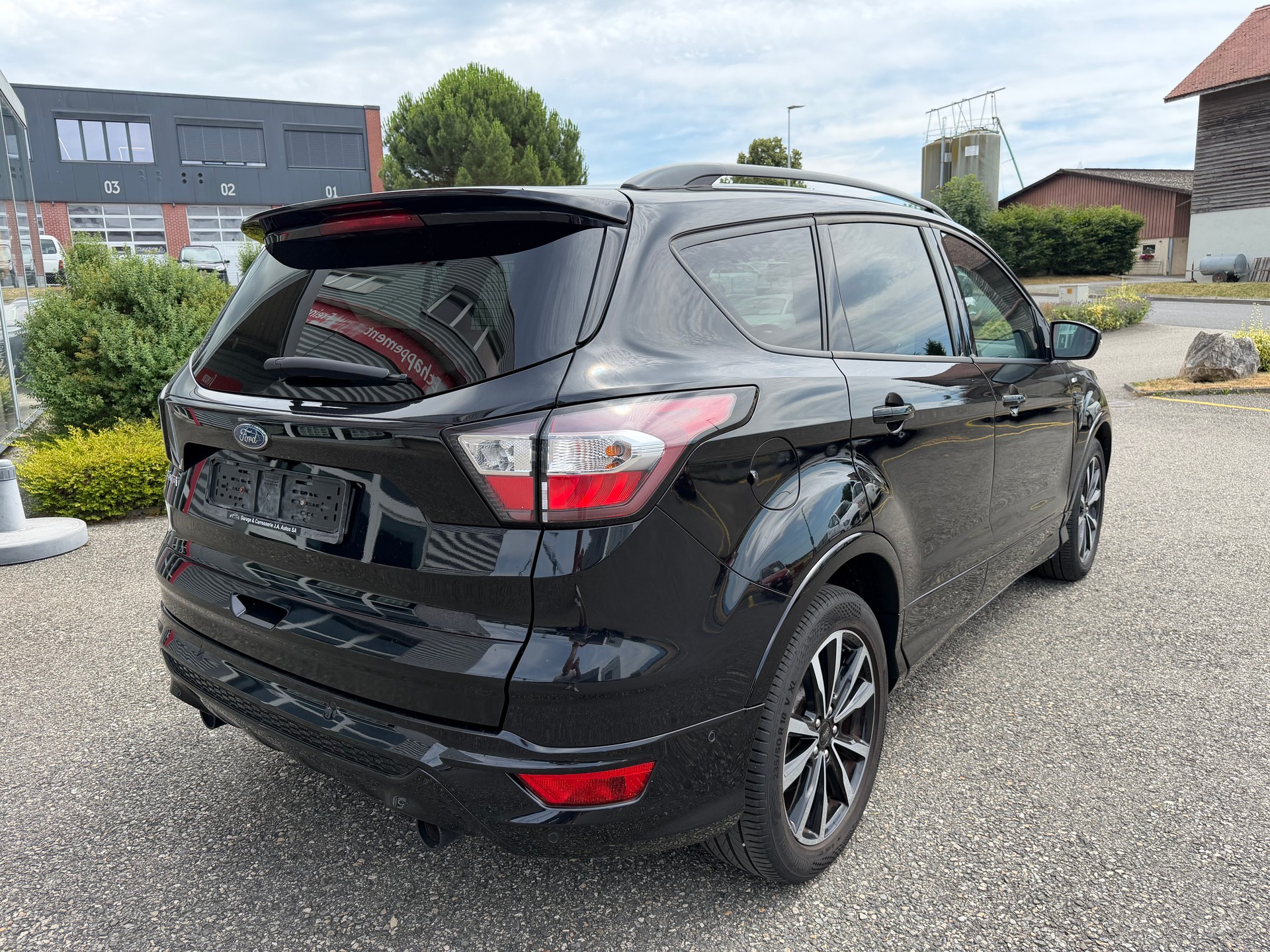 FORD Kuga 2.0 TDCi ST Line 4WD PowerShift-image-3