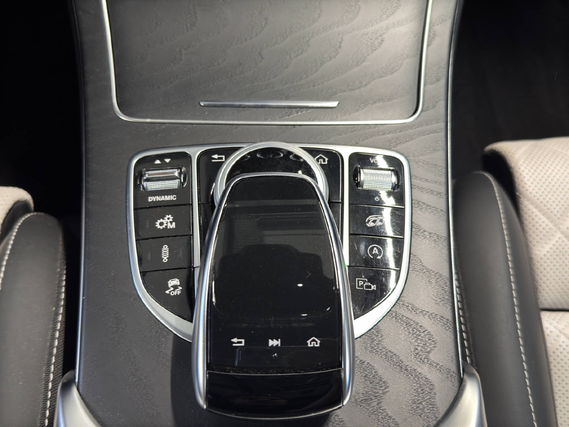 MERCEDES-BENZ C 43 AMG Kombi 4MATIC-image-9