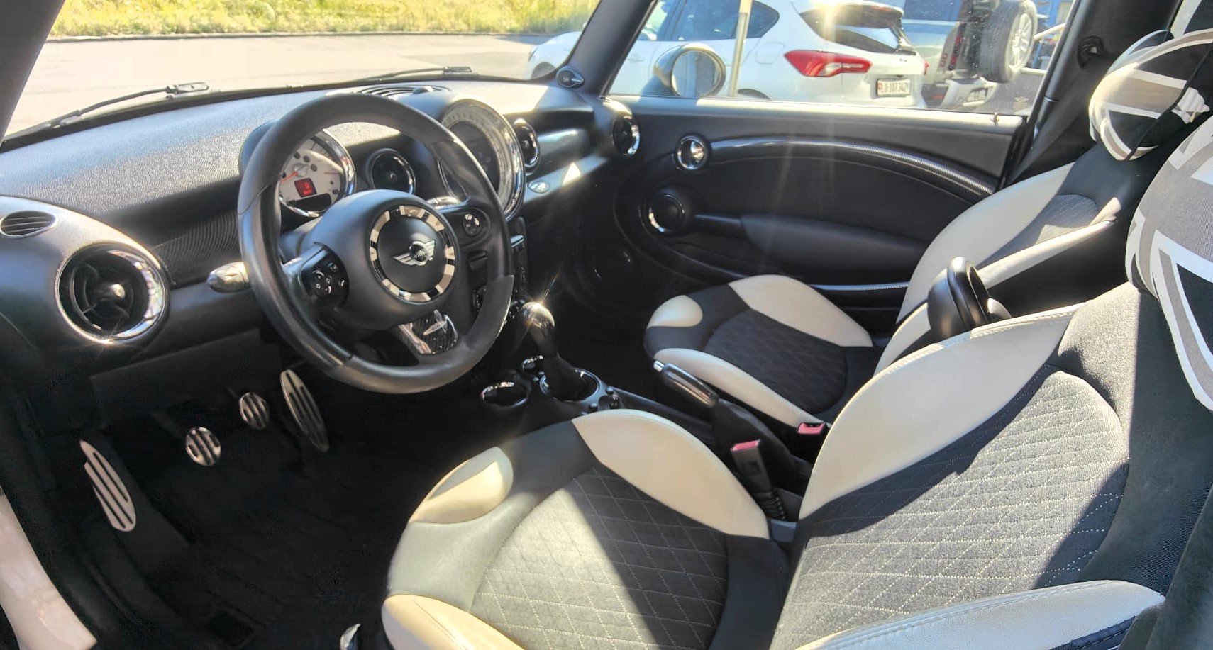 MINI Cooper S-image-7