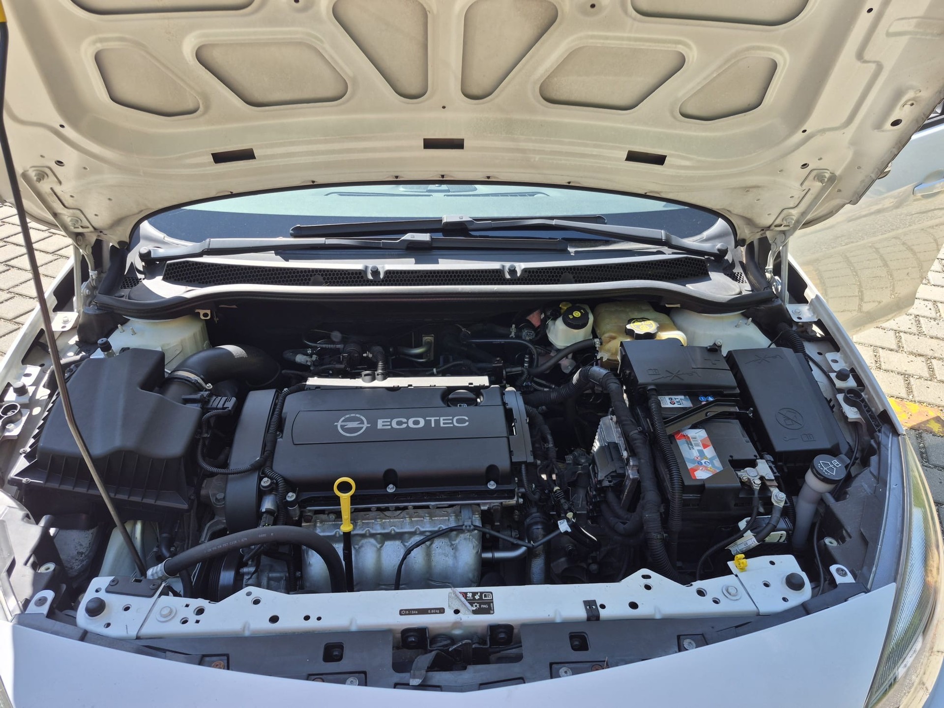 OPEL Astra SportsTourer 1.6i 16V-image-17