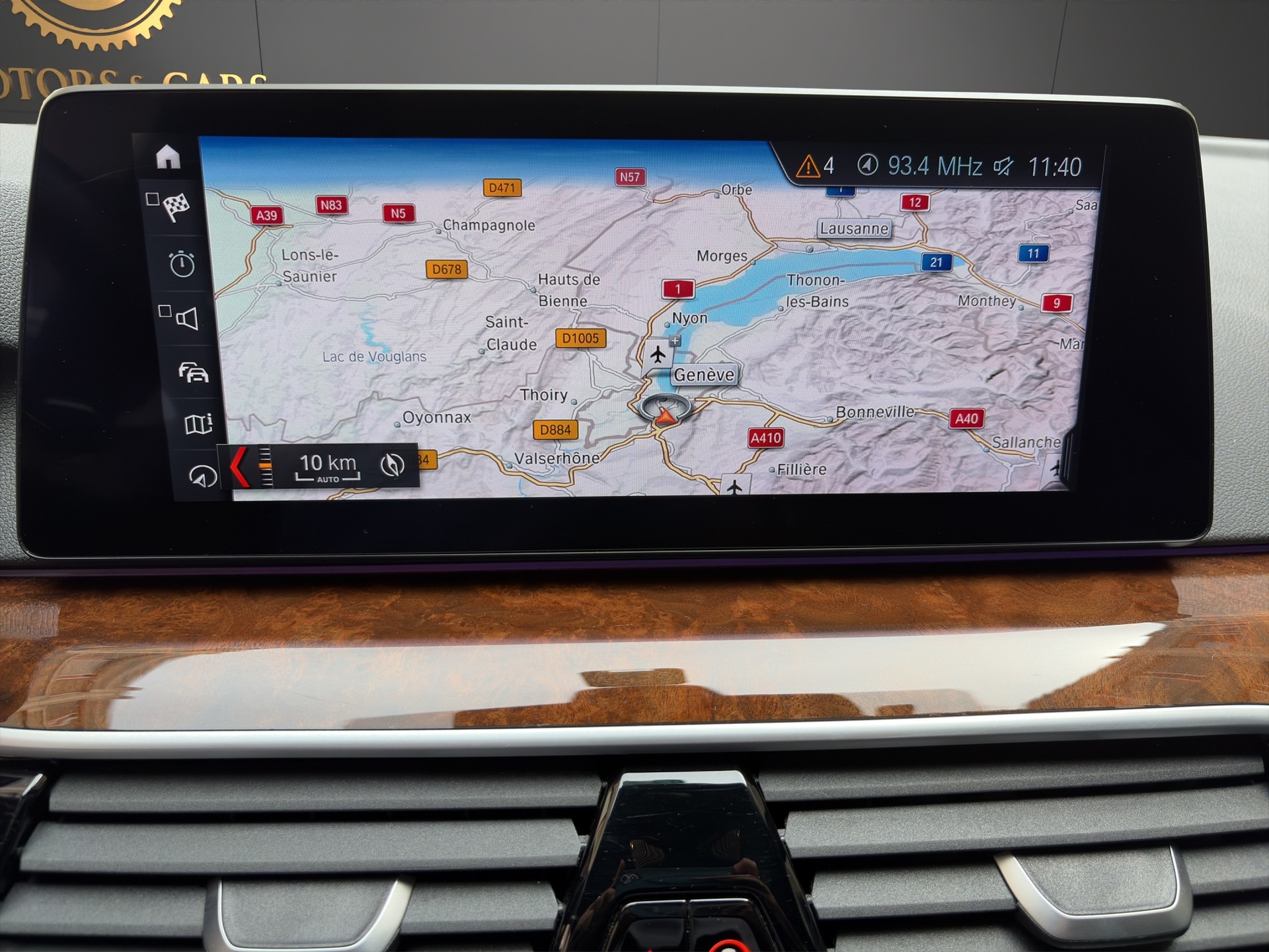 BMW 530i xDrive Touring M Sport Steptronic-image-25