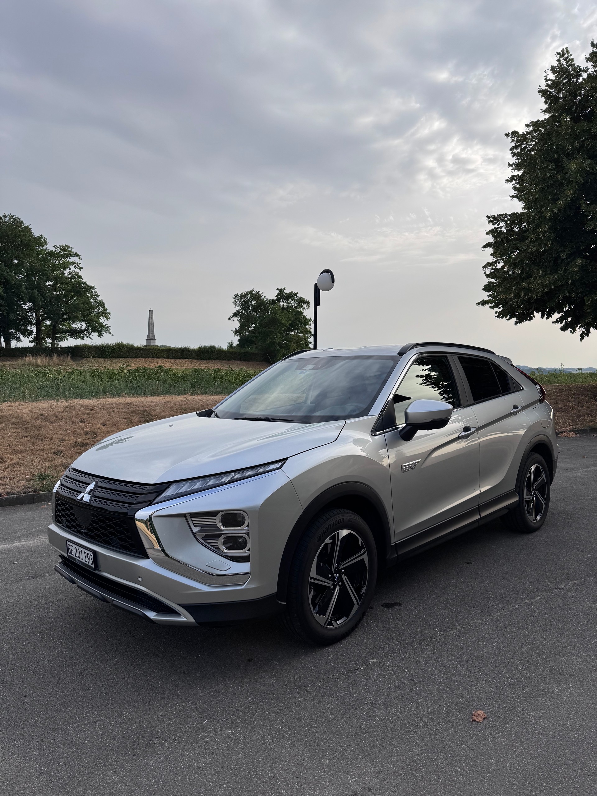 MITSUBISHI 2.4 PHEV Style 4x4-image-0