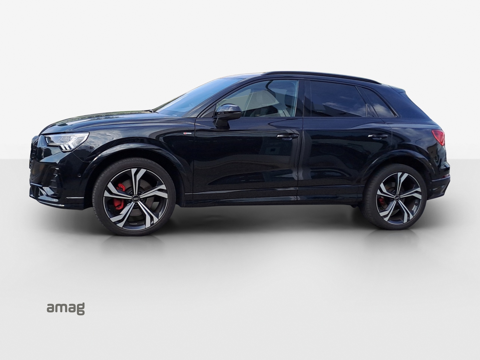 AUDI Q3 45 TFSI S line quattro S-tronic-showroom-element-1