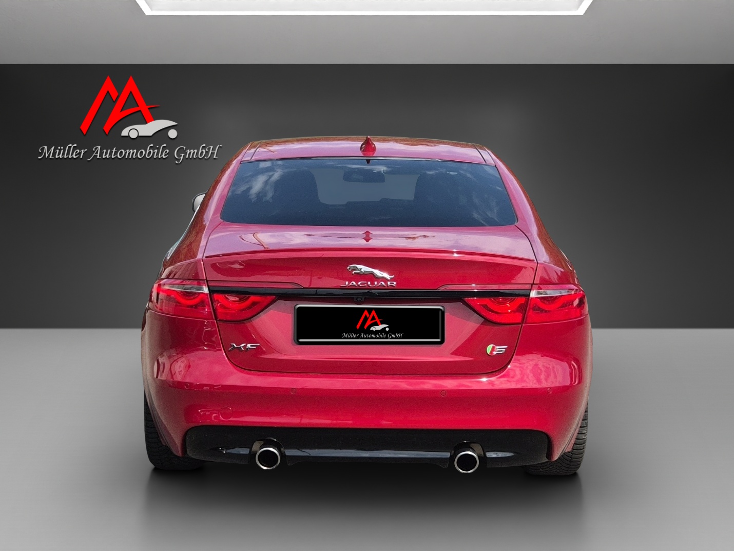 JAGUAR XF S Automatic-image-6
