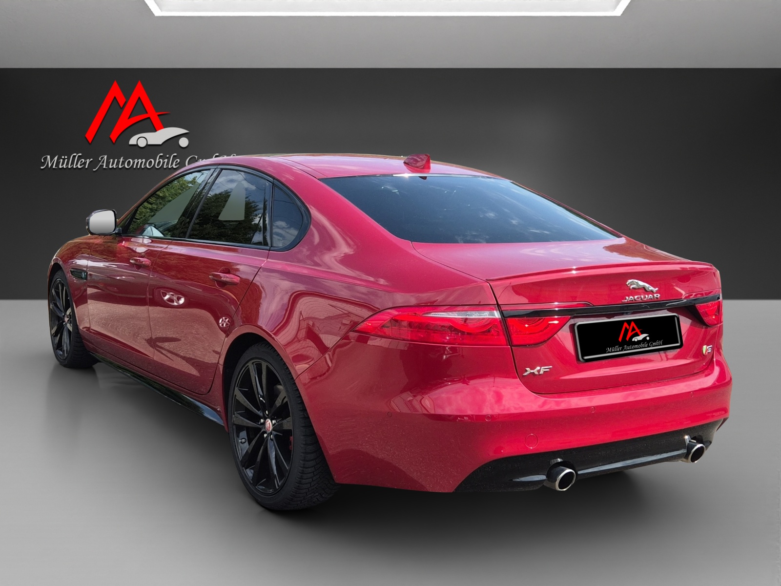 JAGUAR XF S Automatic-image-4