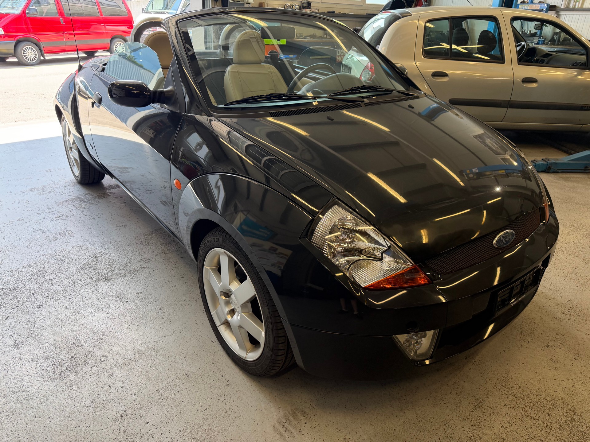 FORD Streetka 1.6 (Luxury)-image-1