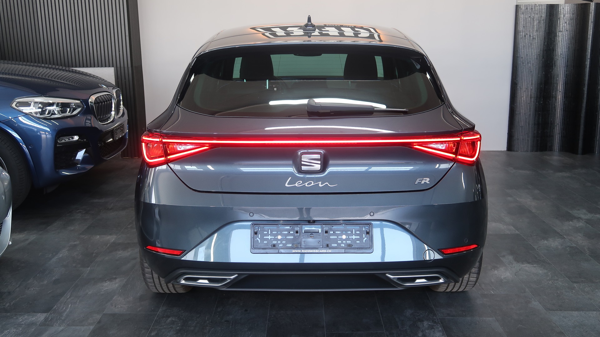 SEAT Leon 1.5 TSI FR / CH / 1ère main-image-10