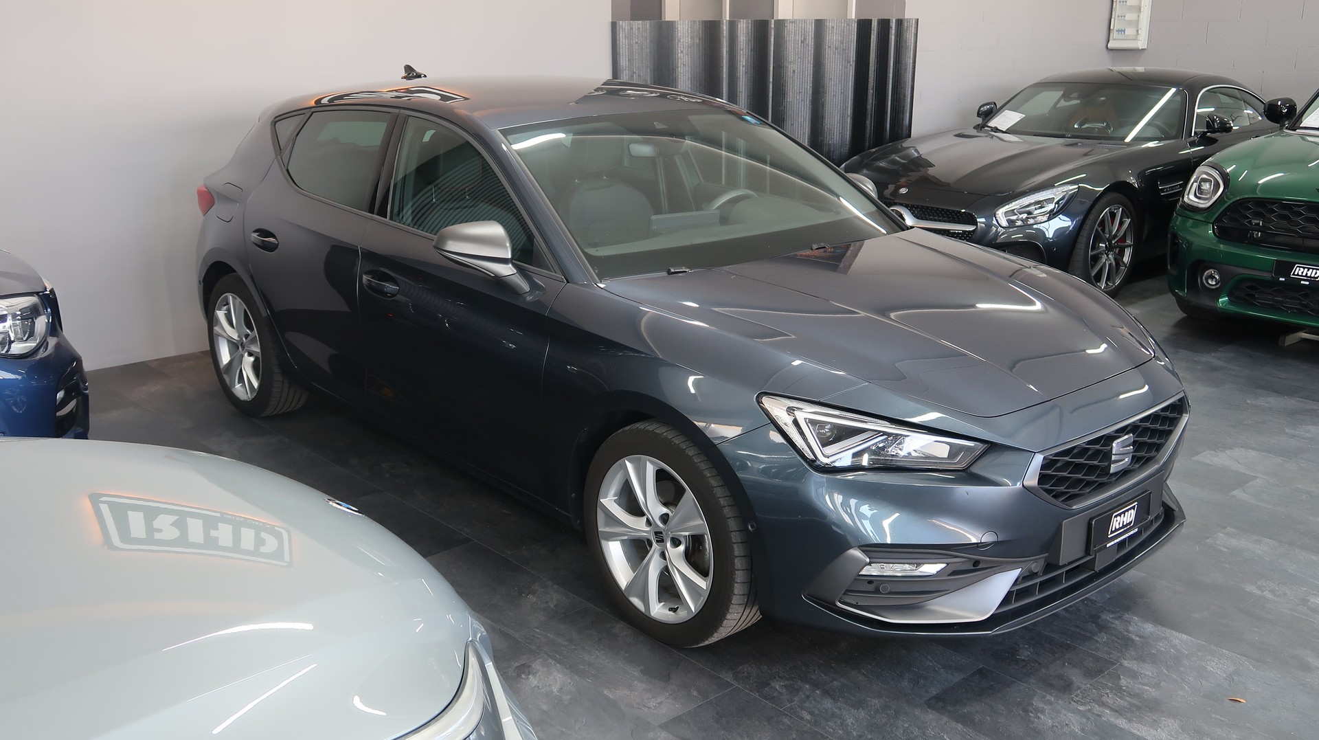 SEAT Leon 1.5 TSI FR / CH / 1ère main-image-6