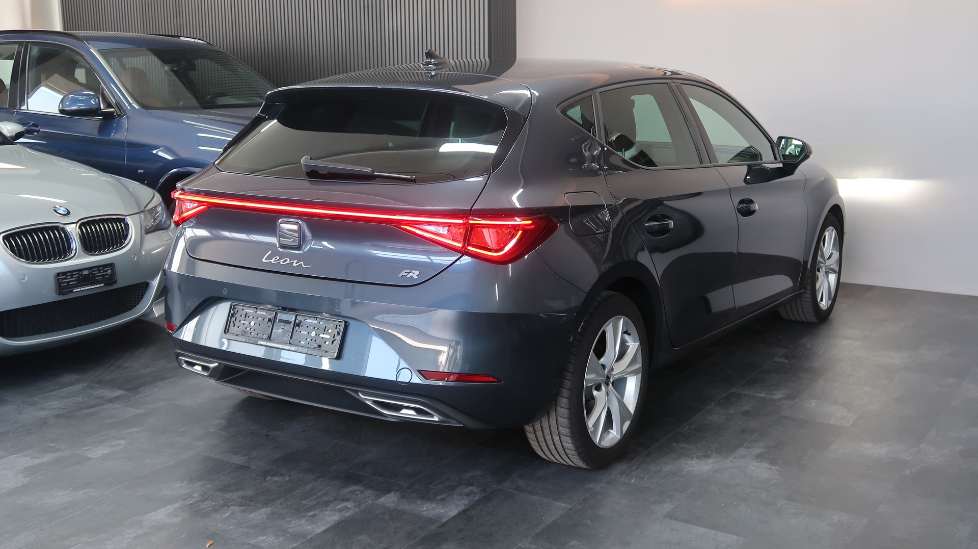 SEAT Leon 1.5 TSI FR / CH / 1ère main-image-9