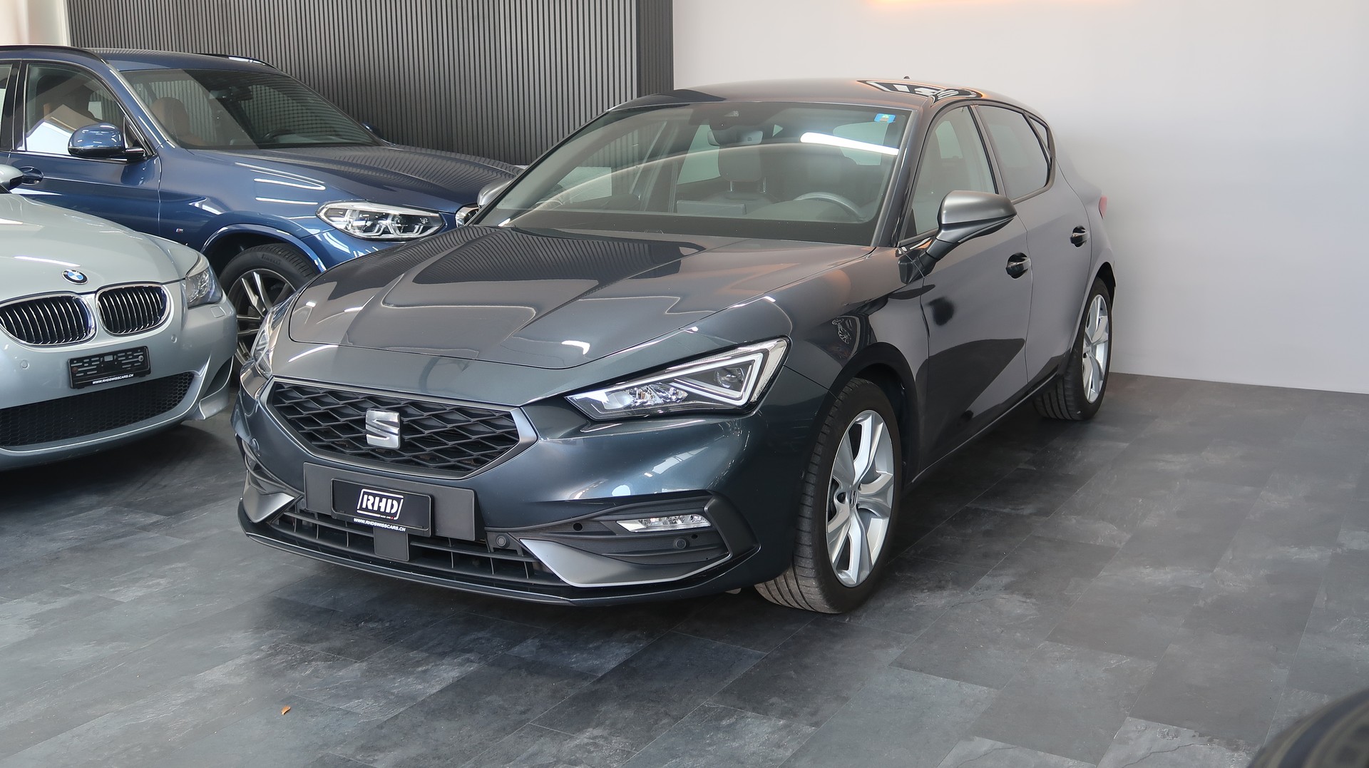 SEAT Leon 1.5 TSI FR / CH / 1ère main-showroom-element-3