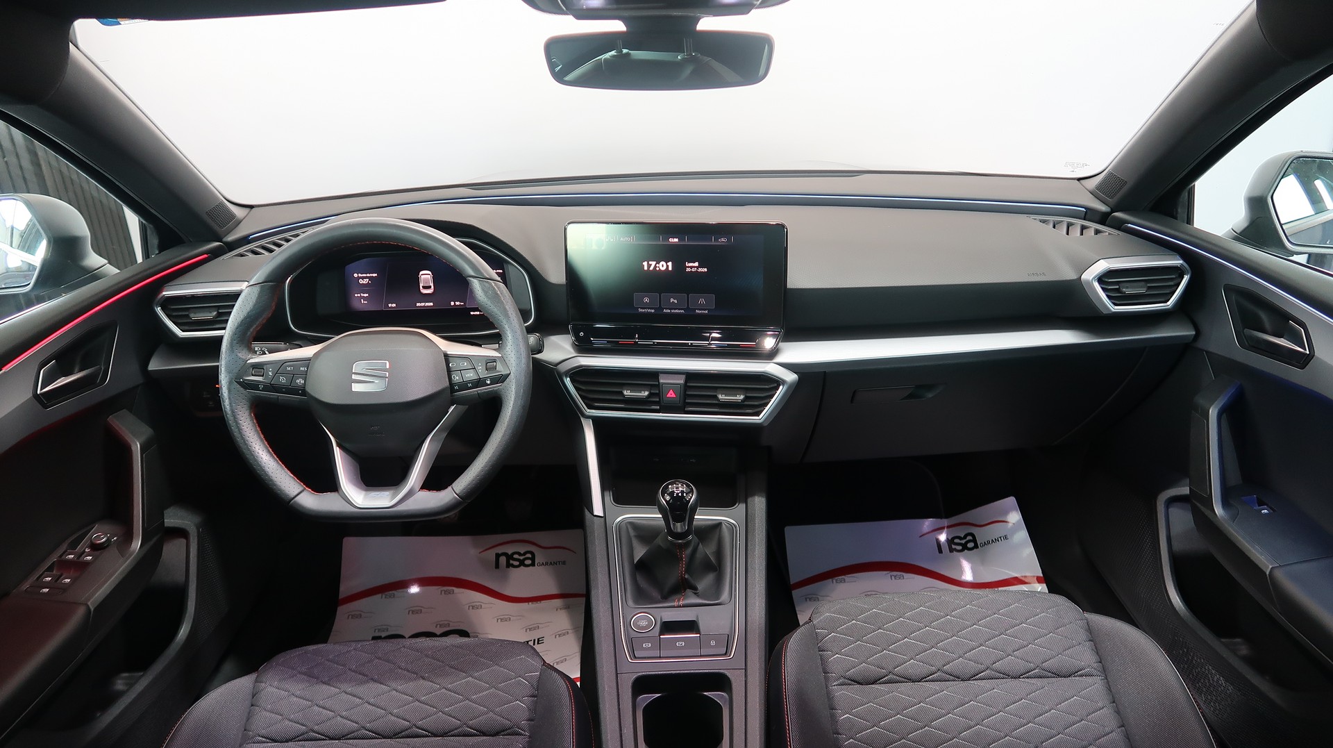 SEAT Leon 1.5 TSI FR / CH / 1ère main-image-24
