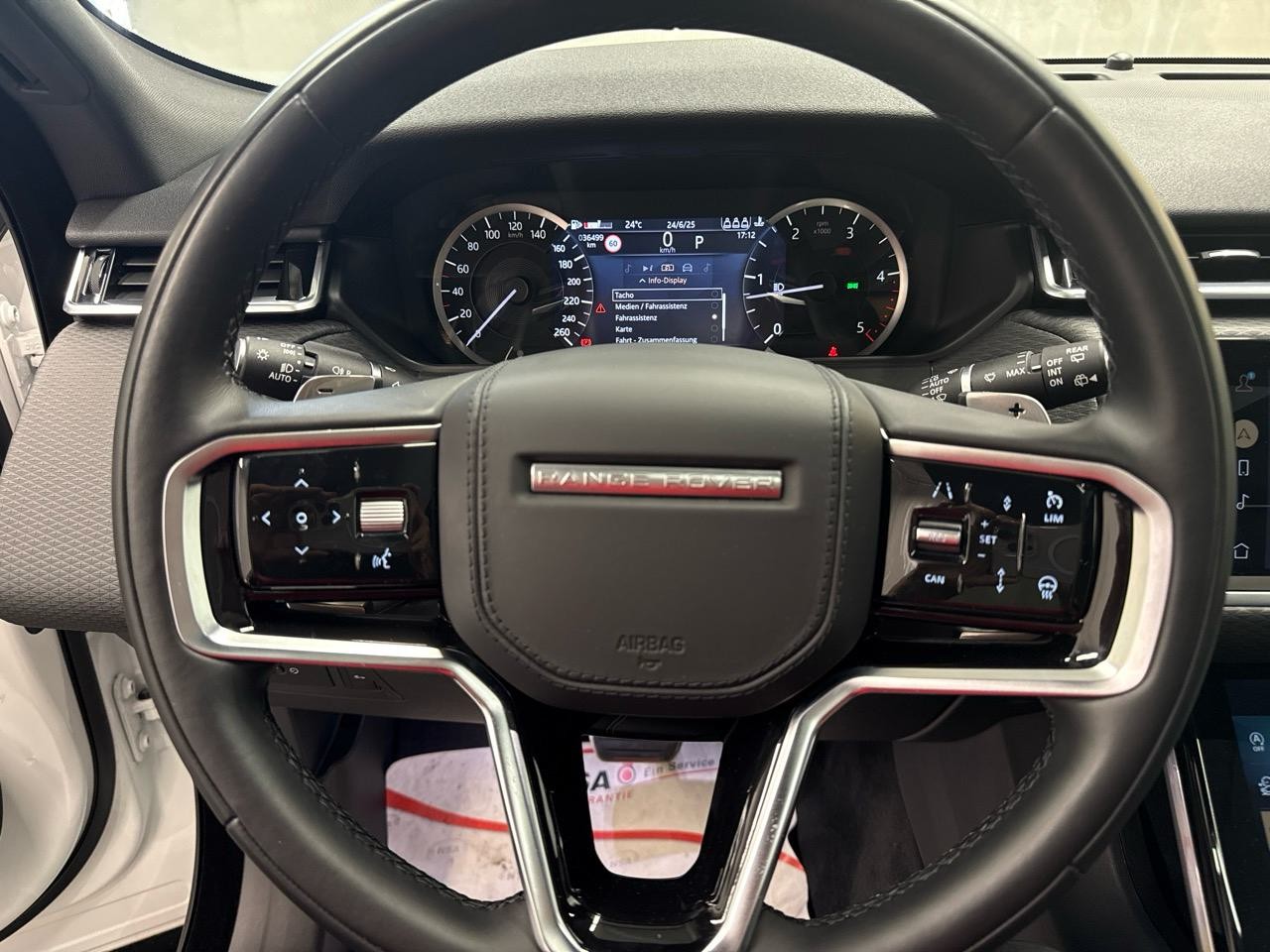 LAND ROVER Range Rover Velar D 200 Dynamic SE Automatic-image-5