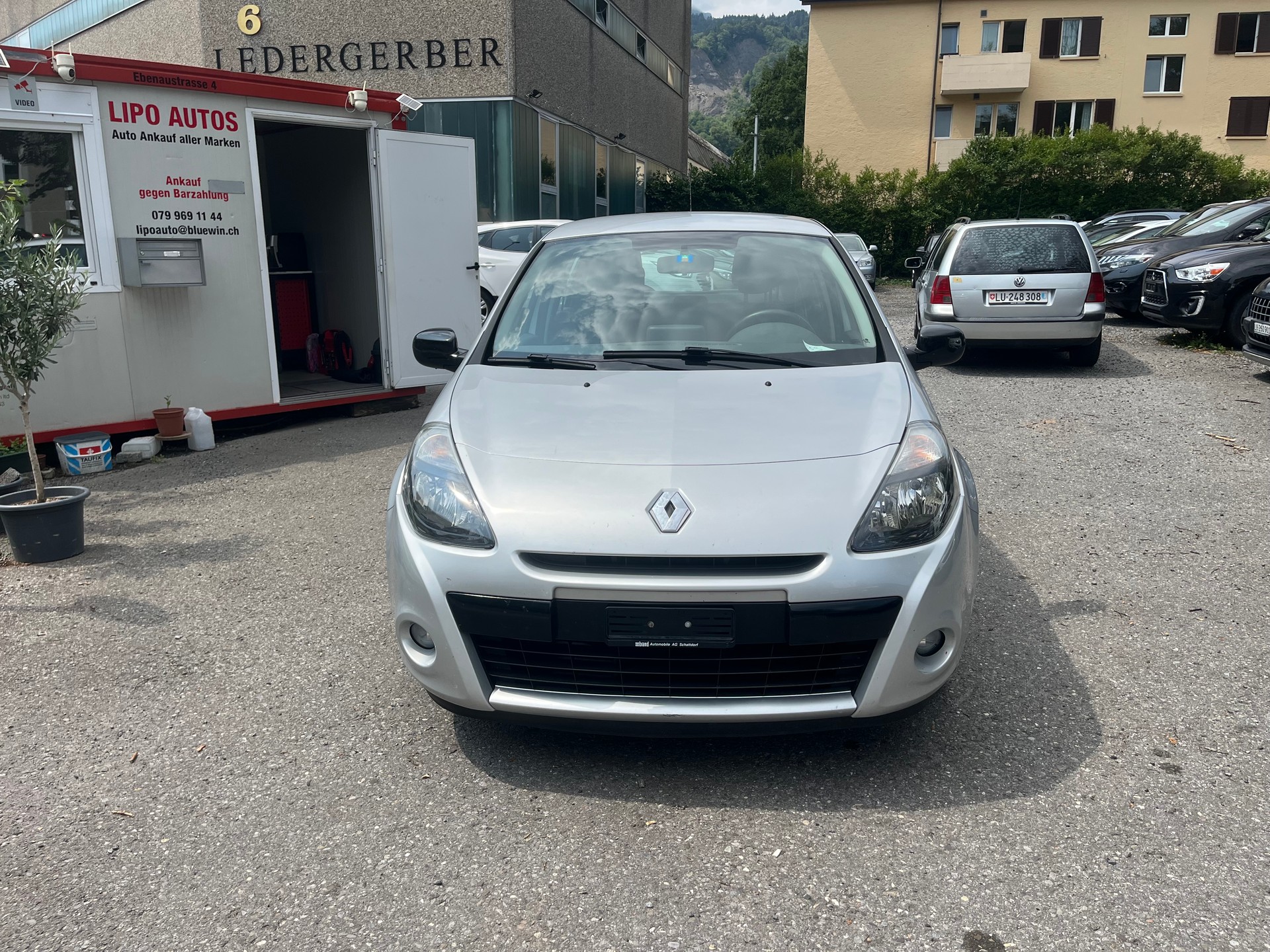 RENAULT Clio 1.2 16V Turbo 20th Edition-image-0