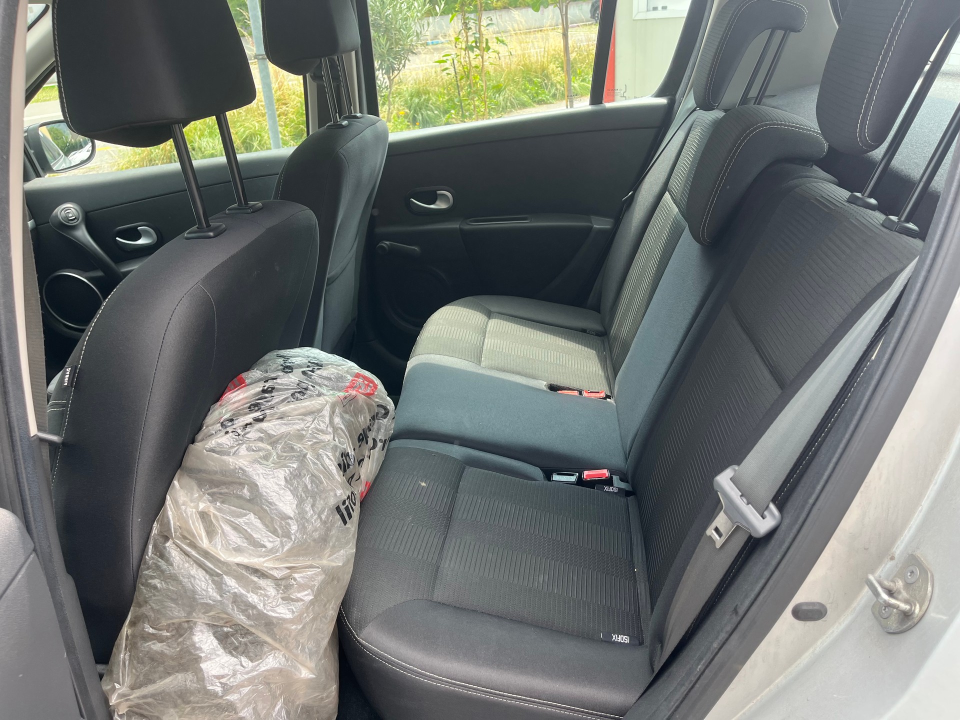 RENAULT Clio 1.2 16V Turbo 20th Edition-image-6
