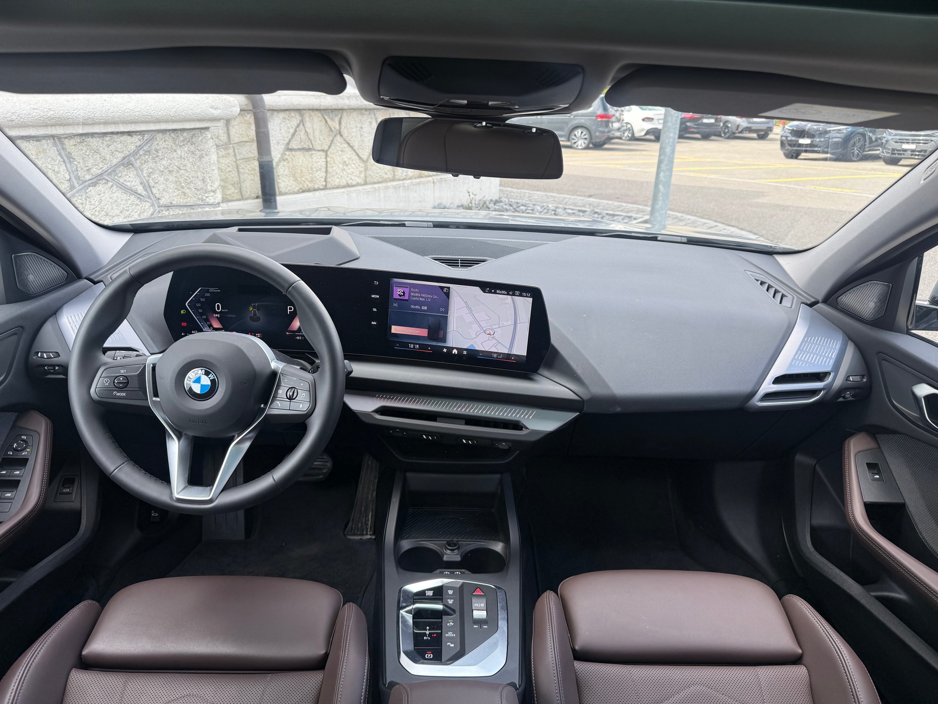 BMW 120i-image-13